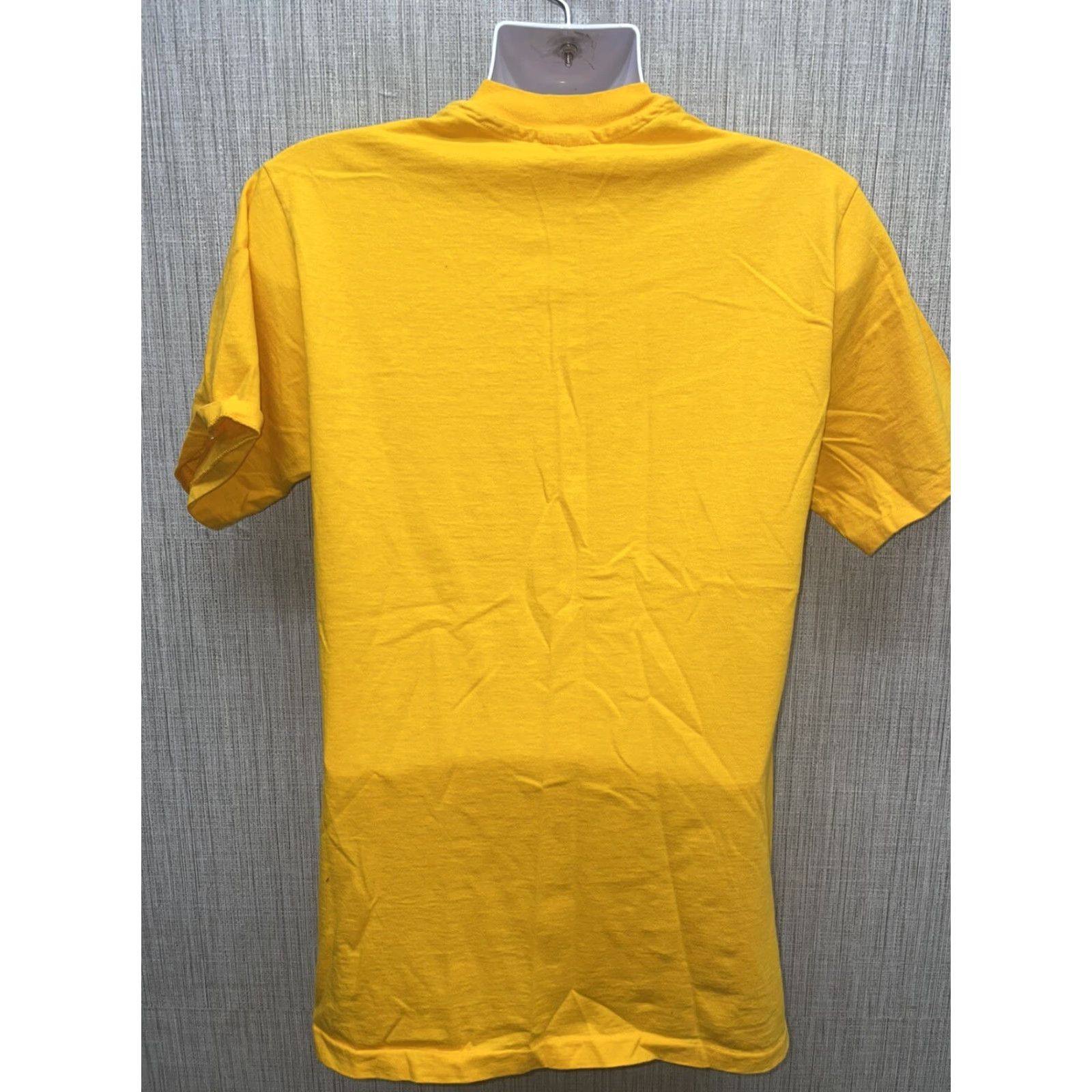 Vintage WAKE FOREST The Cotton Exchange Yellow Graphic T-Shirt USA Mens L Cotton Shirt Size US L / EU 52-54 / 3 - 7 Thumbnail