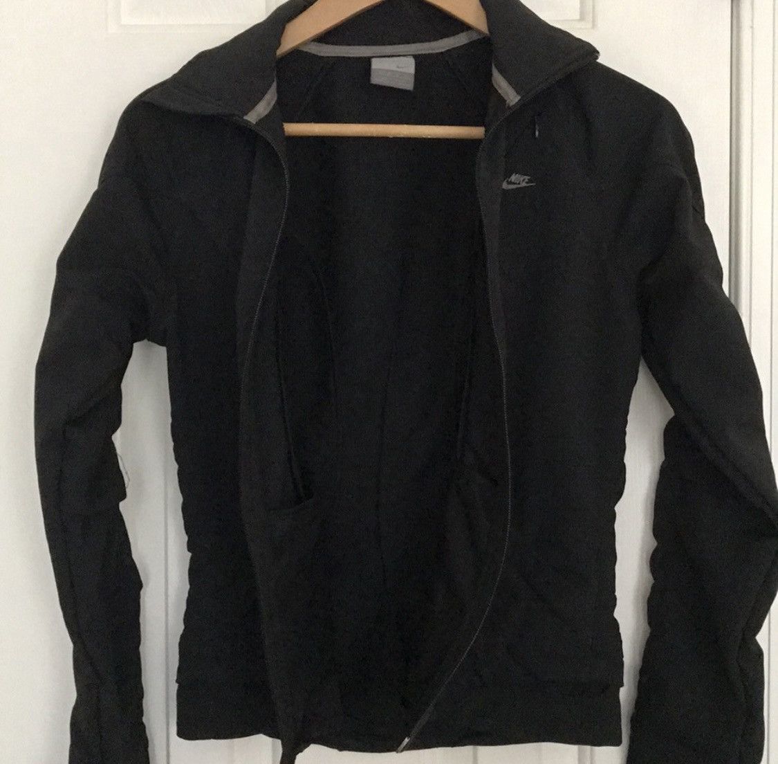 Nike WOMANS FITTED NIKE JACKET Size S / US 4 / IT 40 - 2 Thumbnail