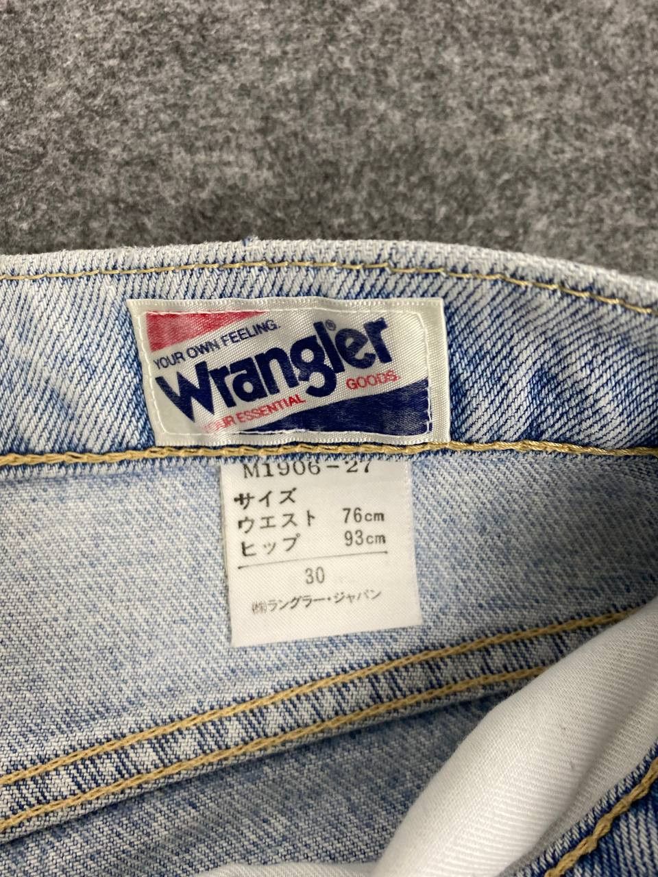 Wrangler vintage wrangler lightwash distressed denim Size US 30 / EU 46 - 11 Thumbnail