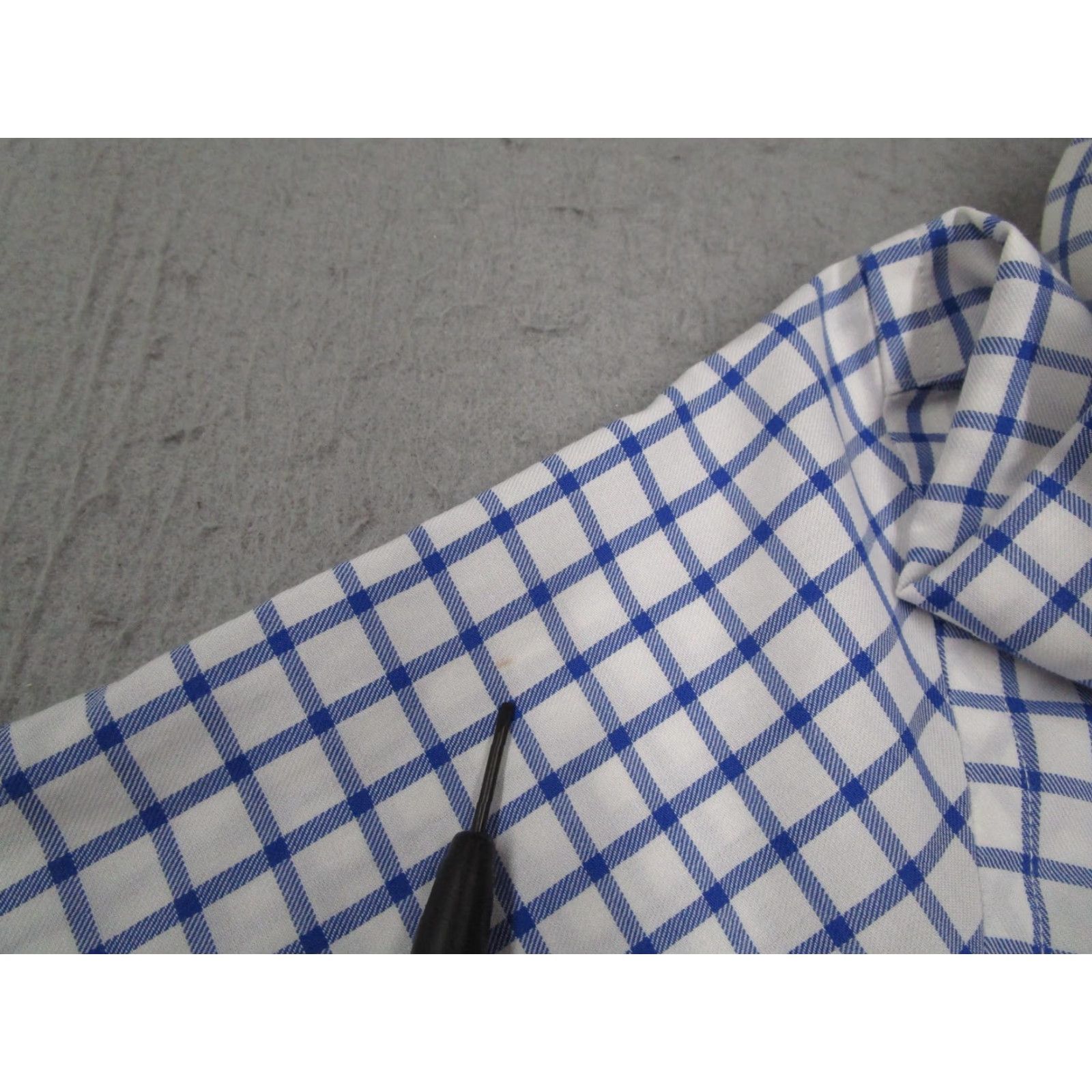 Charles Tyrwhitt Charles Tyrwhitt Shirt Adult 16/34 White Blue Windowpane Non-Iron Extra Slim Fit Dress Shirt Mens Size US S / EU 44-46 / 1 - 5 Thumbnail