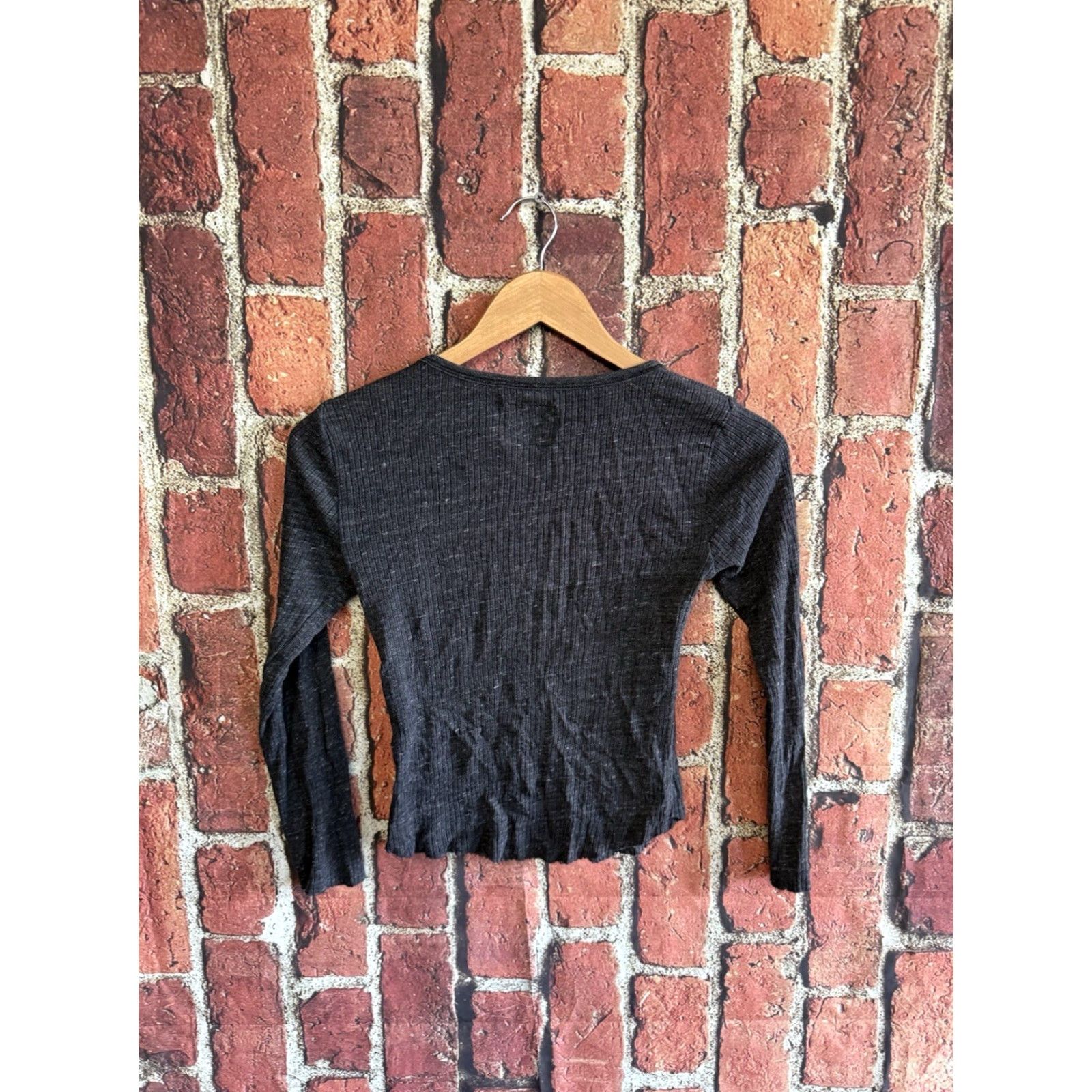 Abercrombie & Fitch Abercrombie & Fitch Womens Gray Ribbed Long Sleeve Henley Shirt Size Small Size S / US 4 / IT 40 - 2 Thumbnail