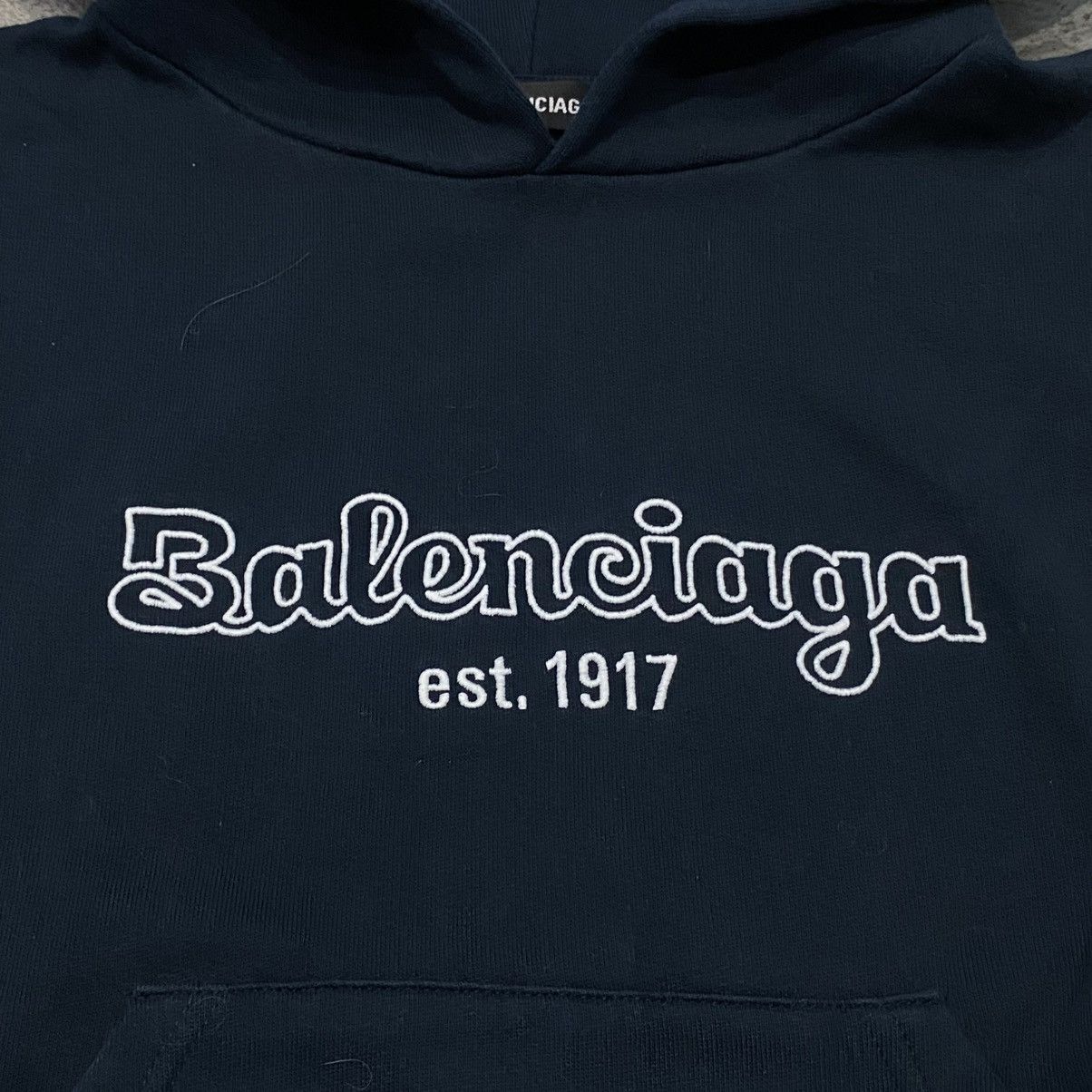 Balenciaga Balenciaga Script Hoodie Navy Size US XXS / EU 40 - 7 Thumbnail