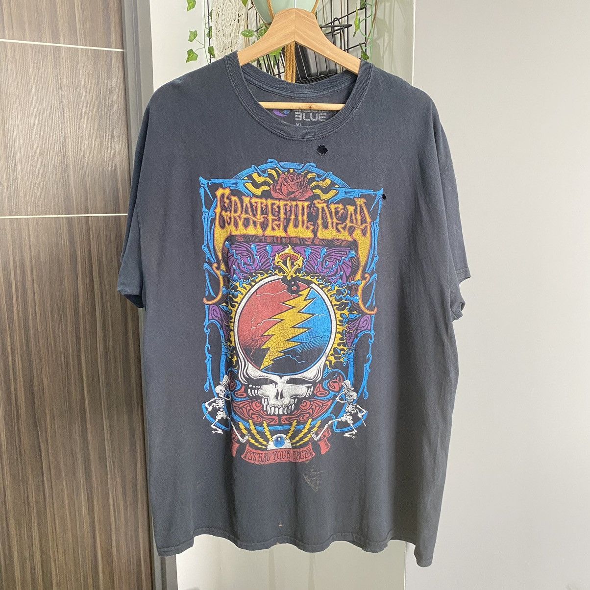 Grateful Dead Thrashed Faded Vintage Y2K Grateful Dead Band ERD GRUNGE TEE Size US XL / EU 56 / 4 - 1 Thumbnail