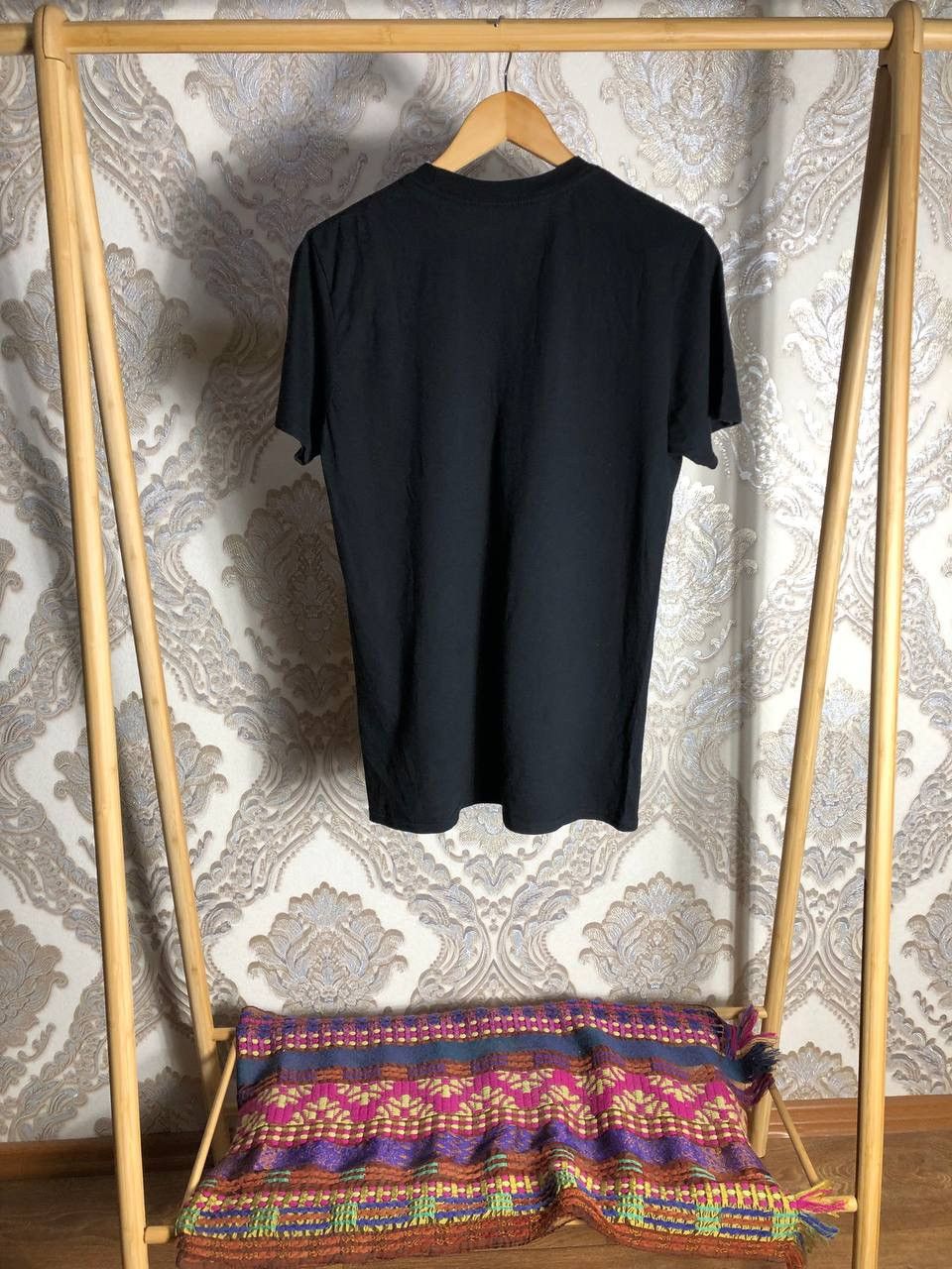 Rap Tees VINTAGE TUPAC SHAKUR 2PAC BIG LOGO T-SHIRT HIP HOP Y2K 90s Size US S / EU 44-46 / 1 - 4 Thumbnail