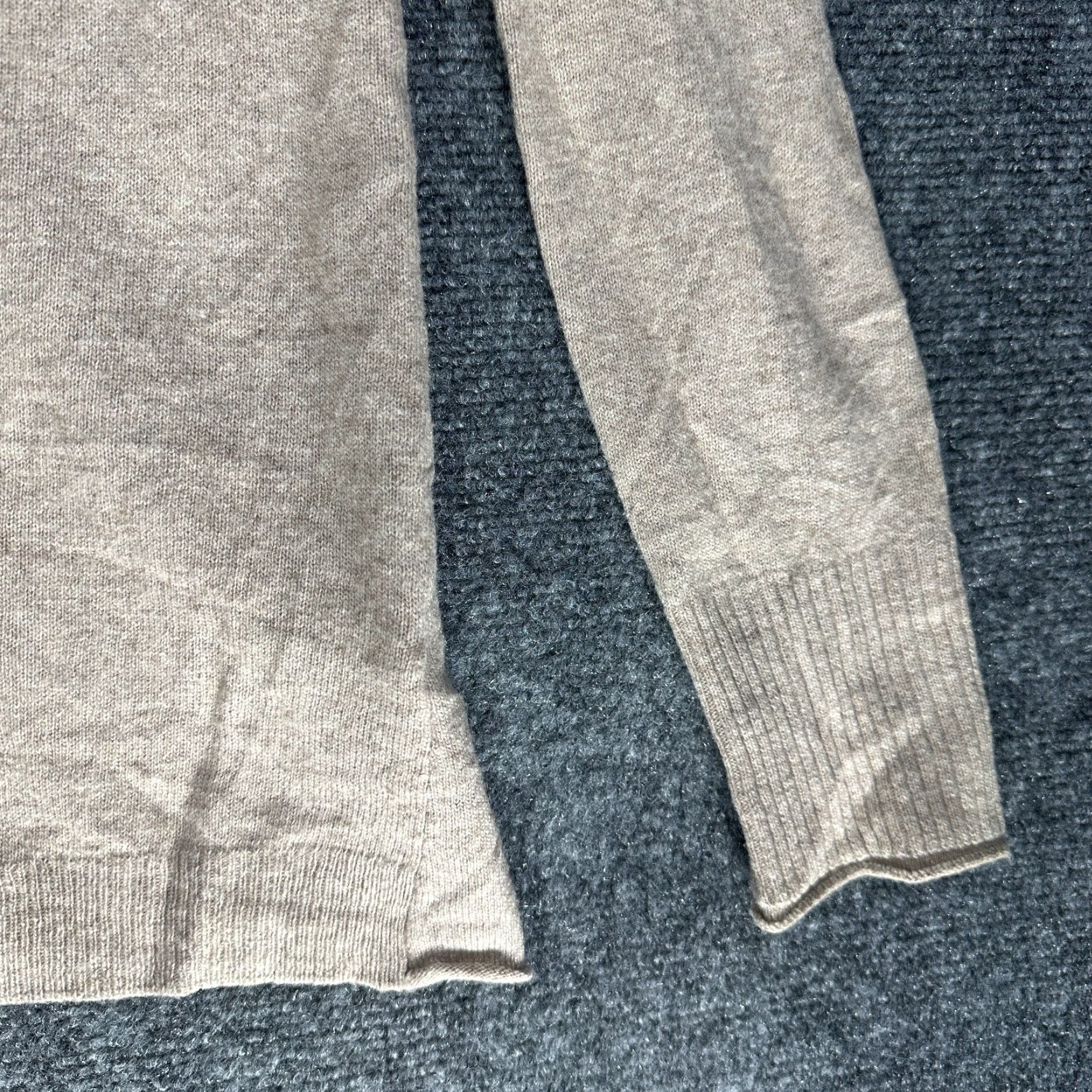 Banana Republic Banana Republic Cardigan Sweater Women Small Tan Wool Blend Open V-Neck Knit Casual Size S / US 4 / IT 40 - 3 Thumbnail