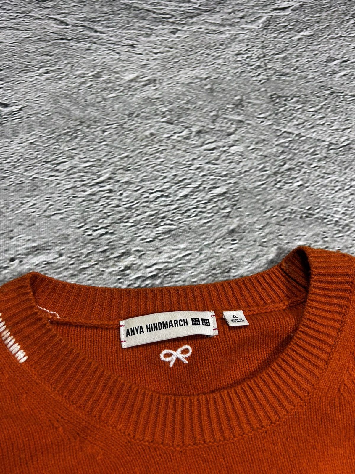 Anya Hindmarch × Uniqlo Anya Hindmarch Uniqlo Sweater Orange Size XL / US 12-14 / IT 48-50 - 3 Thumbnail