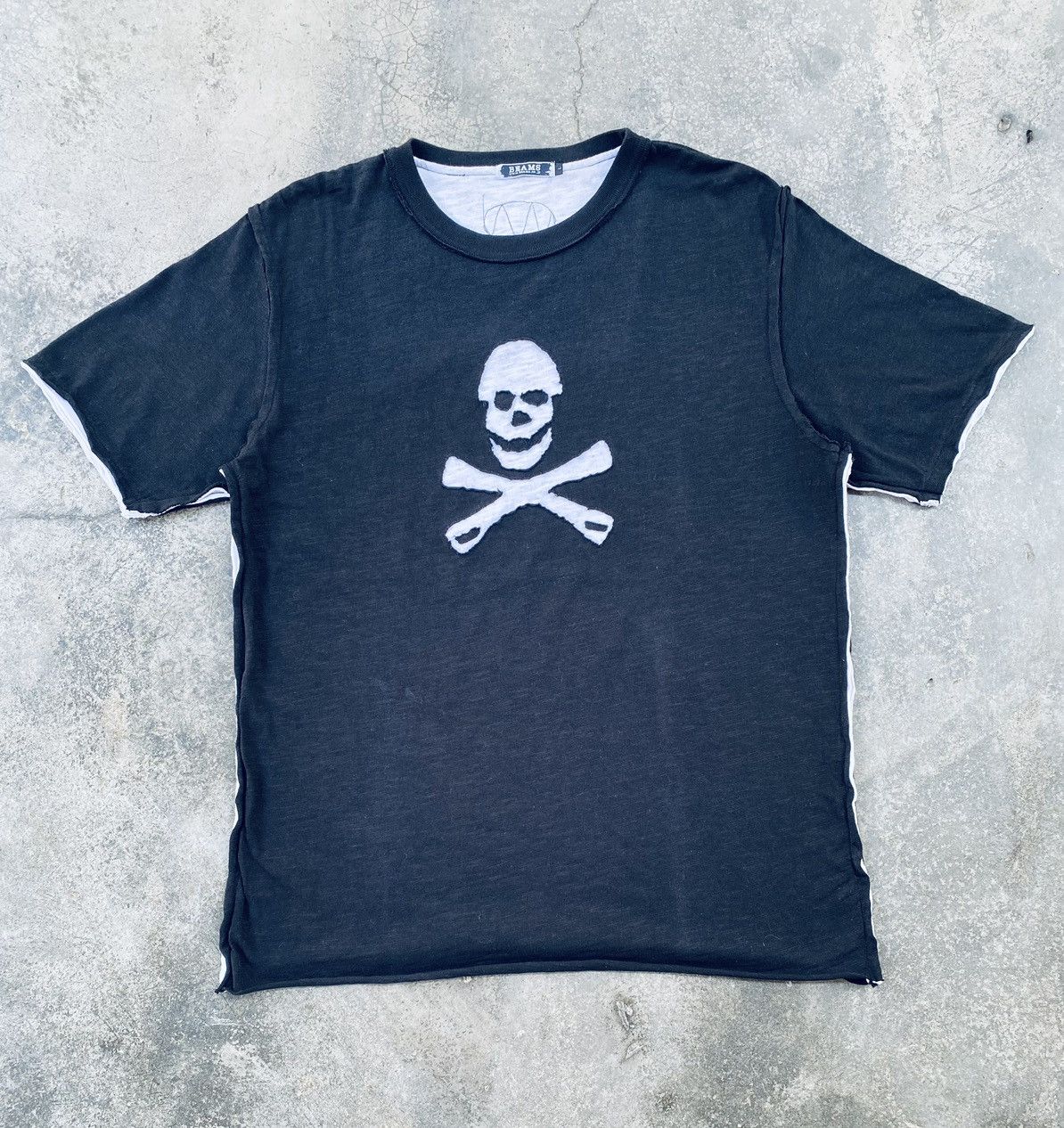 Beams Plus Vintage Beams Japan Skull Center Logo Tees Size US L / EU 52-54 / 3 - 1 Thumbnail