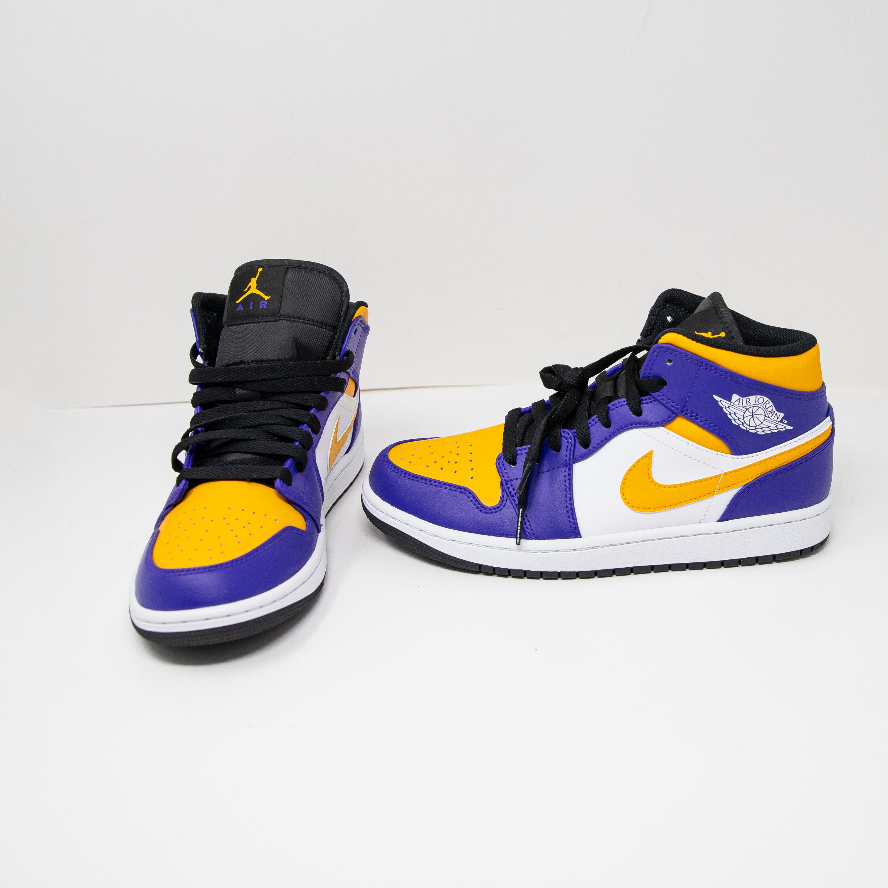 Nike NEW Nike Air Jordan 1 Mid Top Leather Size US 7.5 / IT 37.5 - 1 Thumbnail