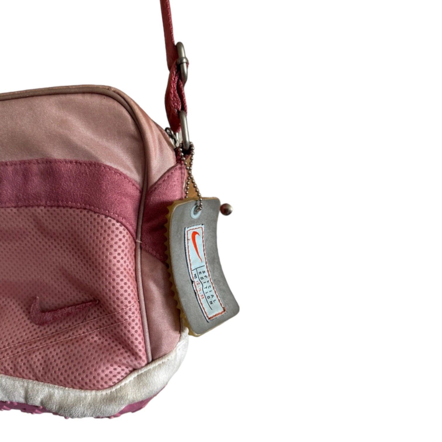Nike The Nike Mini Sneaker Sole Bag Size ONE SIZE - 3 Thumbnail