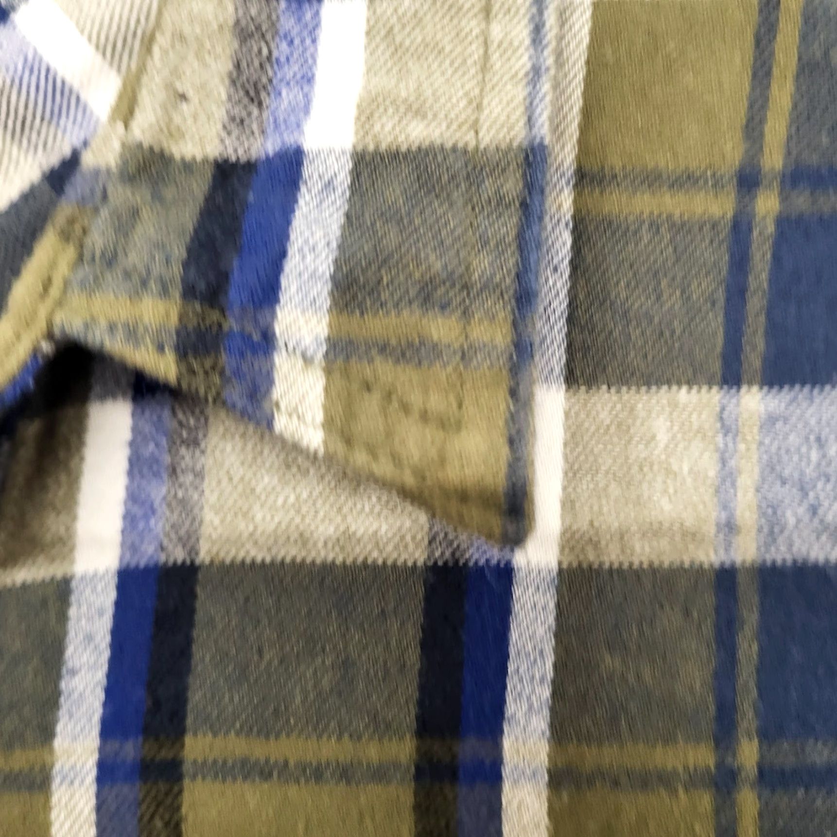 Levi's Levi's Button-Up Flannel Shirt Men L Green Plaid Long Sleeve Pockets Casual Workwear Vintage No Size US L / EU 52-54 / 3 - 5 Thumbnail