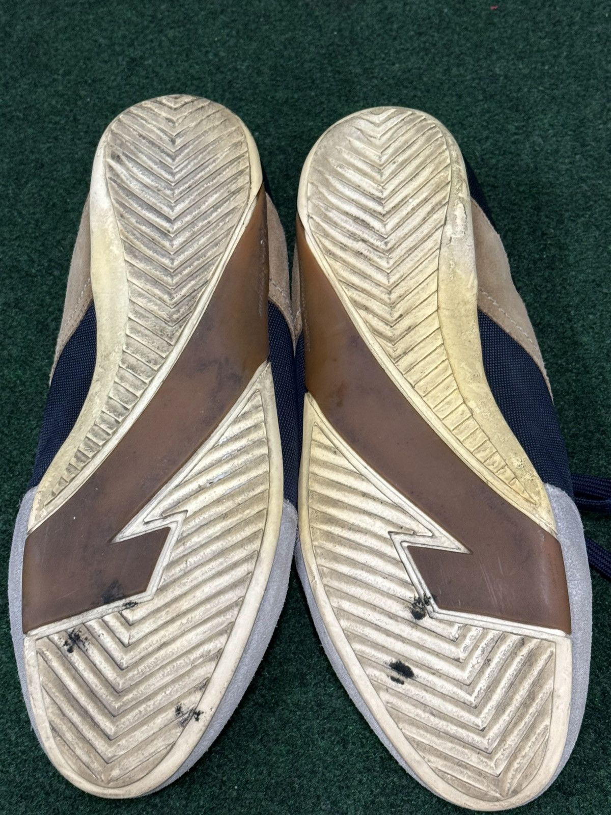 Salvatore Ferragamo Salvatore Ferragamo Suede Casual Shoes Size US 9.5 / EU 42-43 - 5 Thumbnail