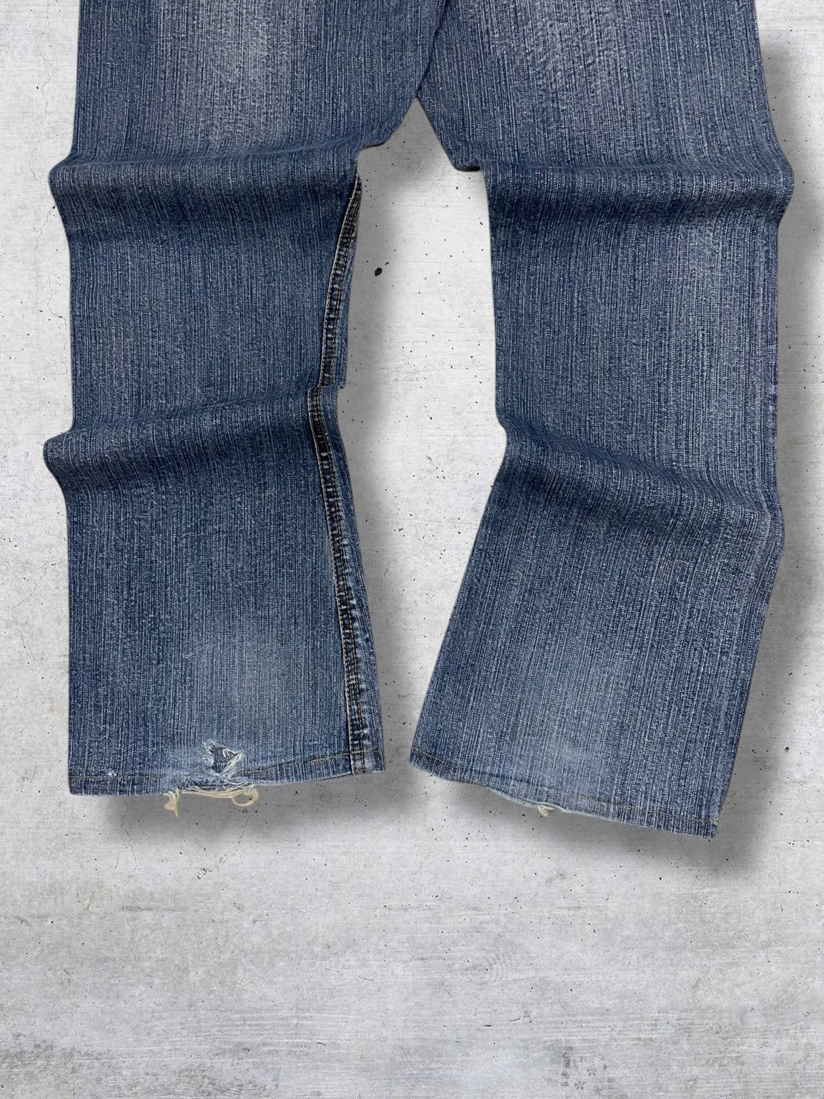In The Attic VINTAGE IN THE ATTIC JAPAN 90S ARCHIVE DEAD OR ALIVE DENIM Size US 33 - 15 Thumbnail