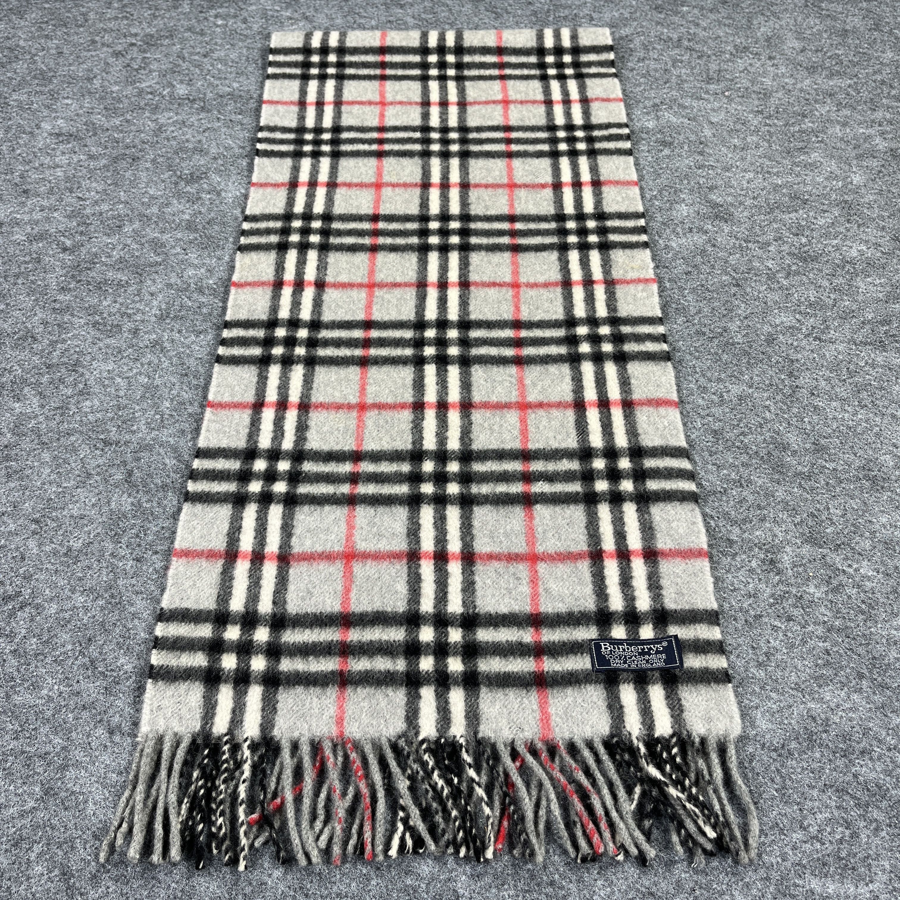 Burberry Vintage Burberry Scarf / Muffler / Neckwear Size ONE SIZE - 2 Thumbnail