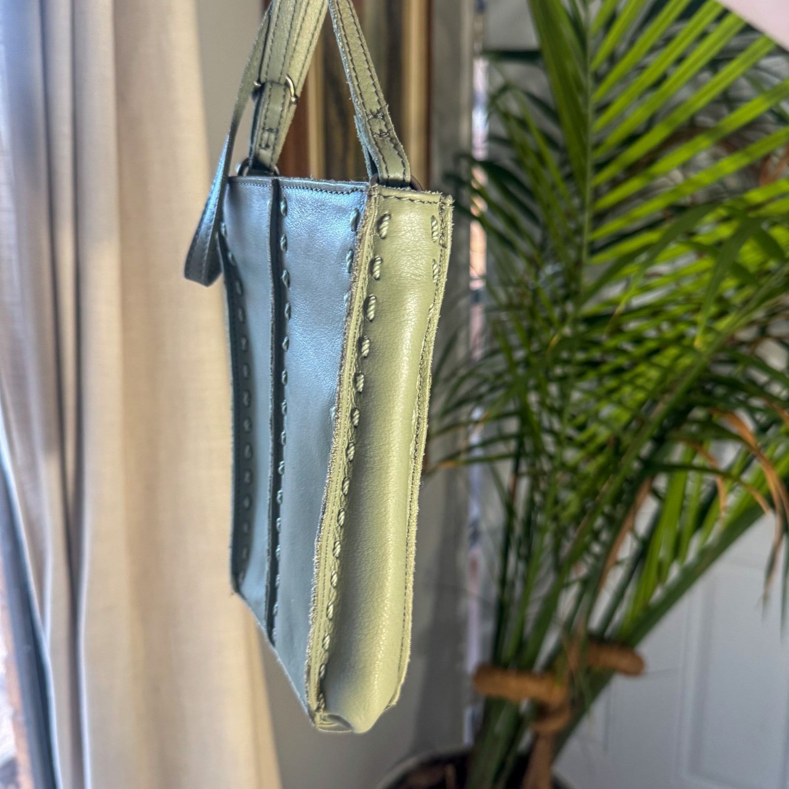 The Sak 🌿Y2K The Sak Sage Green Leather Mini Crossbody/Shoulder Bag Size ONE SIZE - 2 Thumbnail
