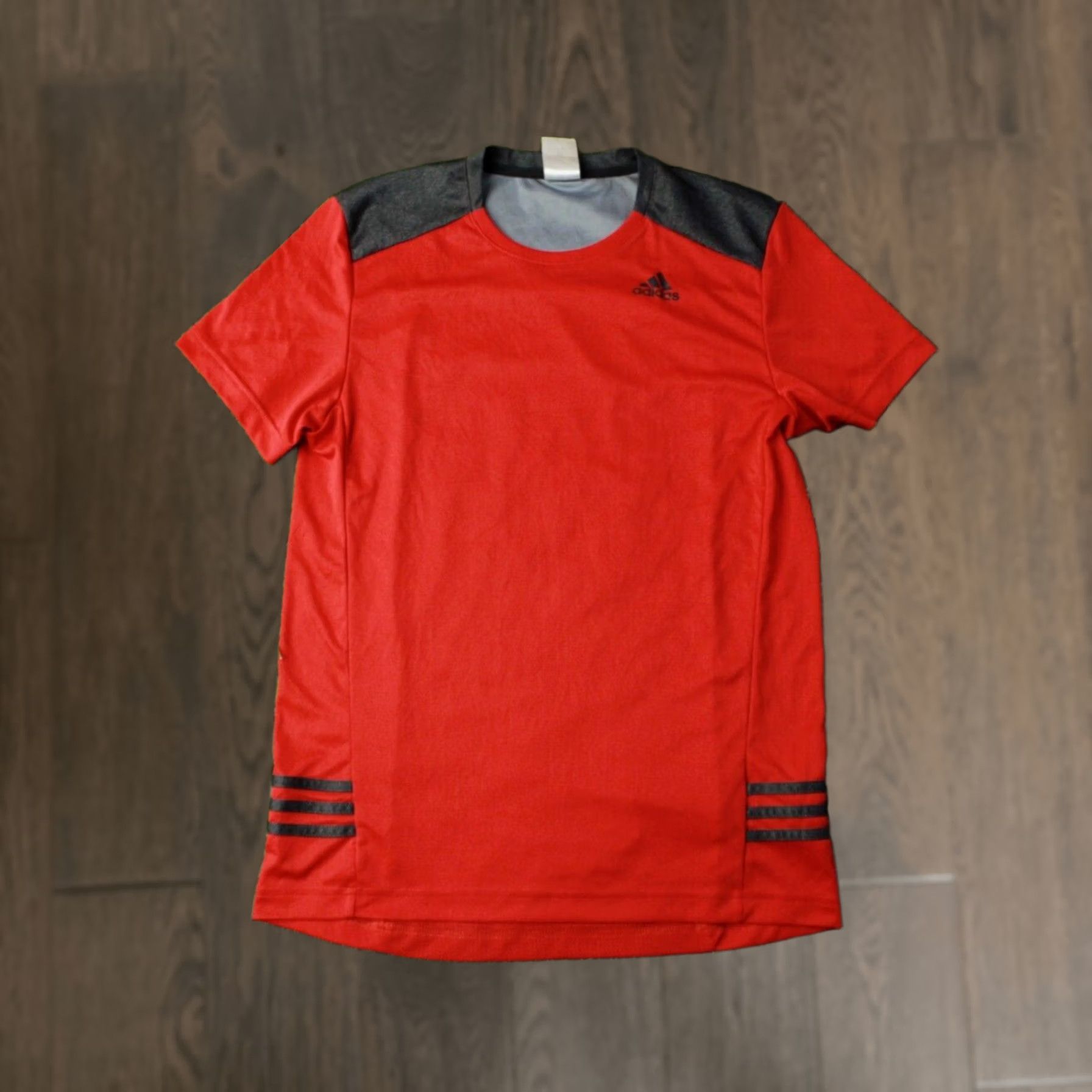Adidas ADIDAS PERFORMANCE RUNNING 2015 ORIGINAL MEN SHIRT JERSEY SIZE S SMALL RED AND GRAY Size US S / EU 44-46 / 1 - 1 Thumbnail