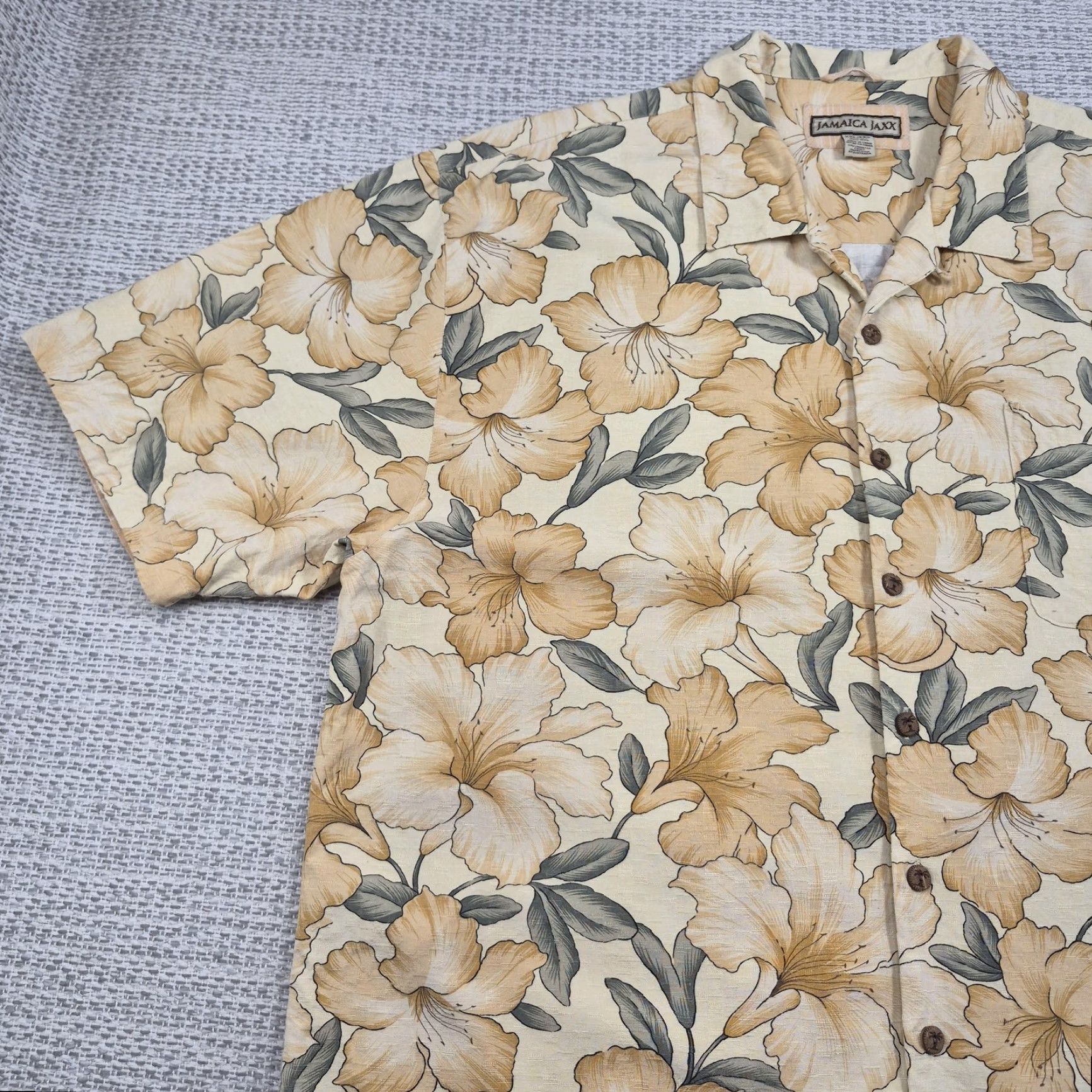Vintage VINTAGE Jamaica Jaxx Button Up Shirt Mens 2XL Beige Silk Hawaiian Aloha Floral Camp Shirt Tropical Beach Casual Mens 2XL Size US XXL / EU 58 / 5 - 3 Thumbnail