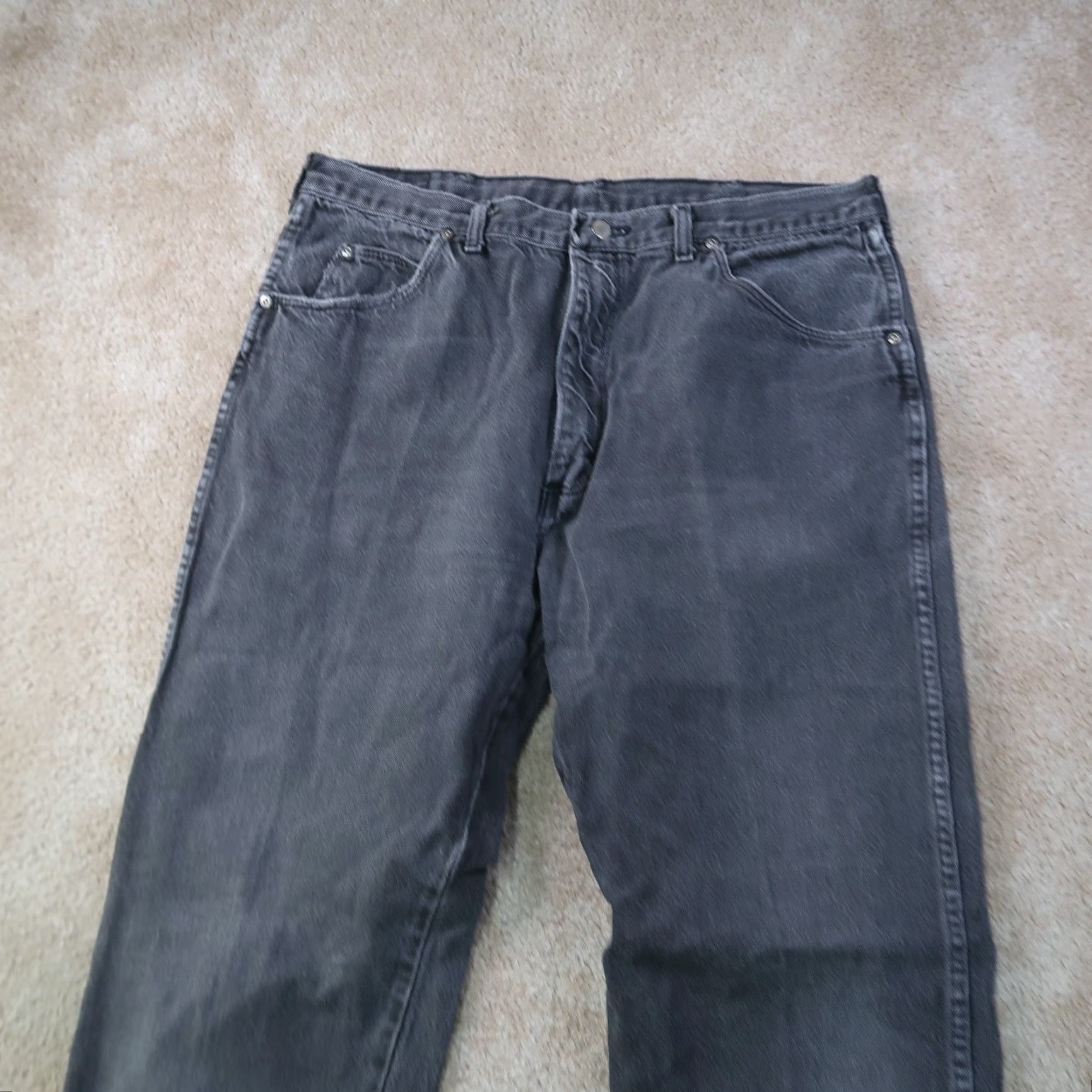Wrangler VINTAGE Wrangler Jeans Men’s 38x32 Black Denim Wrangler straight Jeans 5-Pocket Distressed Cowboy USA Mexico Size US 38 / EU 54 - 2 Thumbnail