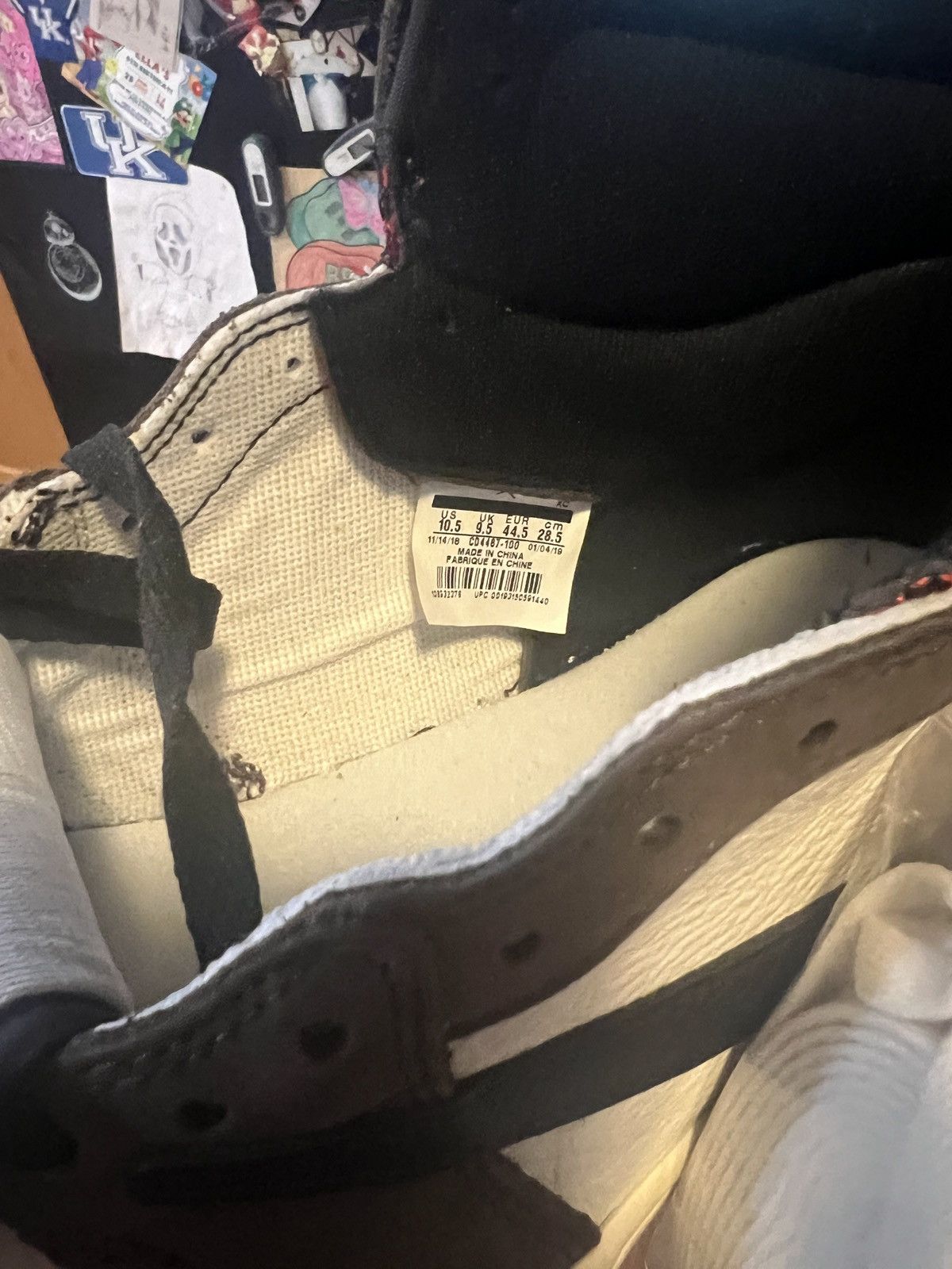 Nike Jordan 1 high travis scott mocha Size US 10.5 / EU 43-44 - 12 Thumbnail