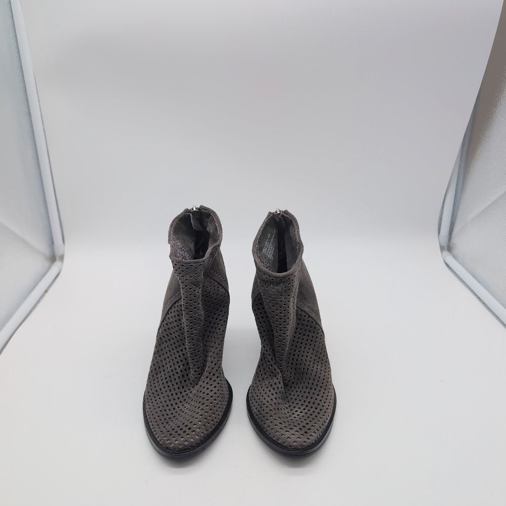 Steve Madden Elegant Grey Cutwork Leather Ankle Boots Steve Madden Rumbl Size US 6.5 / IT 36.5 - 3 Thumbnail