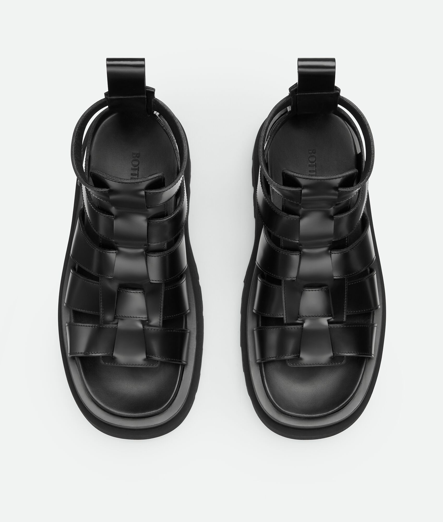Bottega Veneta o1bcso1str0924 Lug Flat Sandal in Black Size US 6 / IT 36 - 4 Thumbnail