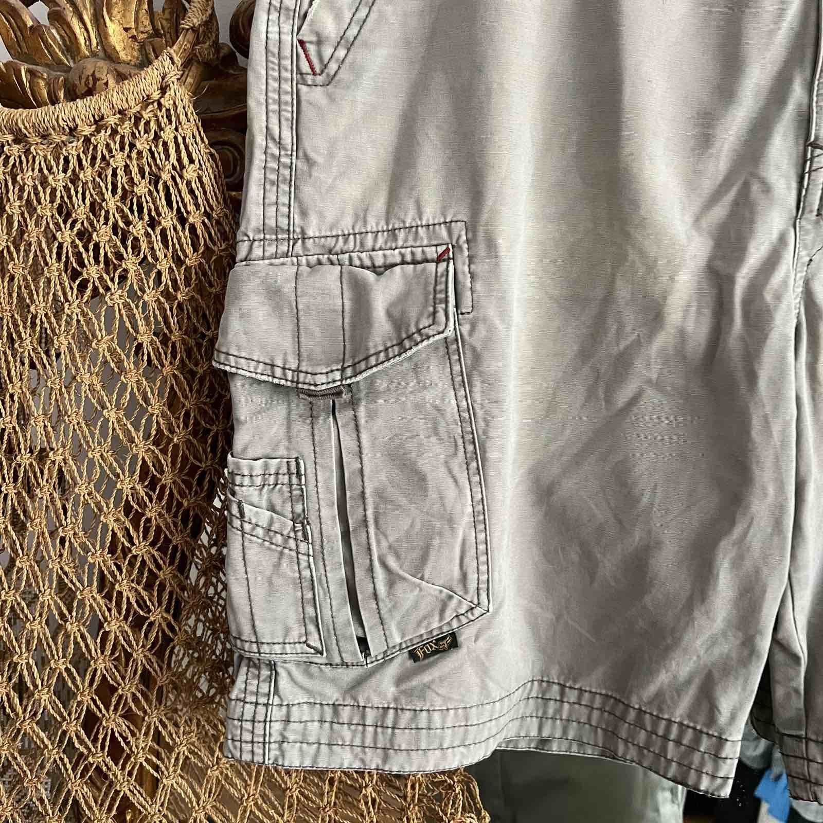 Fox Racing VINTAGE Fox Cargo Shorts Men Grey Baggy Skater BMX Sz 36 Size US 36 / EU 52 - 5 Thumbnail