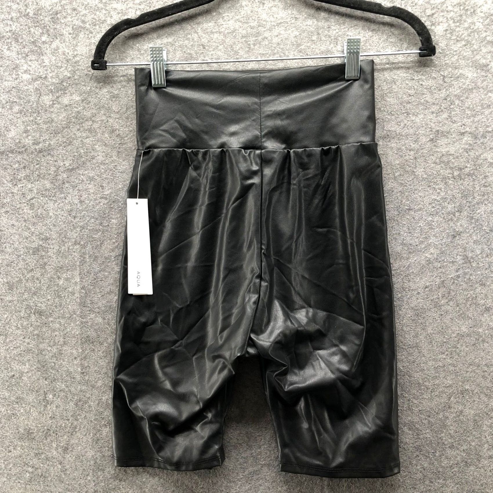 AQUA VINTAGE NWT AQUA Faux Leather Biker Shorts Womens XS Black High Waisted Pull On Size 26" / US 2 / IT 38 - 2 Thumbnail