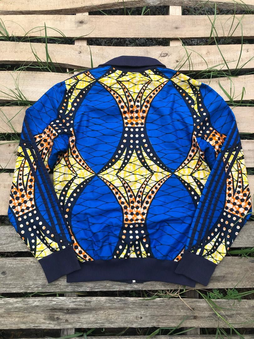 Adidas Rare🔥 Adidas Materials Of The World Africa Sweaters Size US XS / EU 42 / 0 - 2 Thumbnail