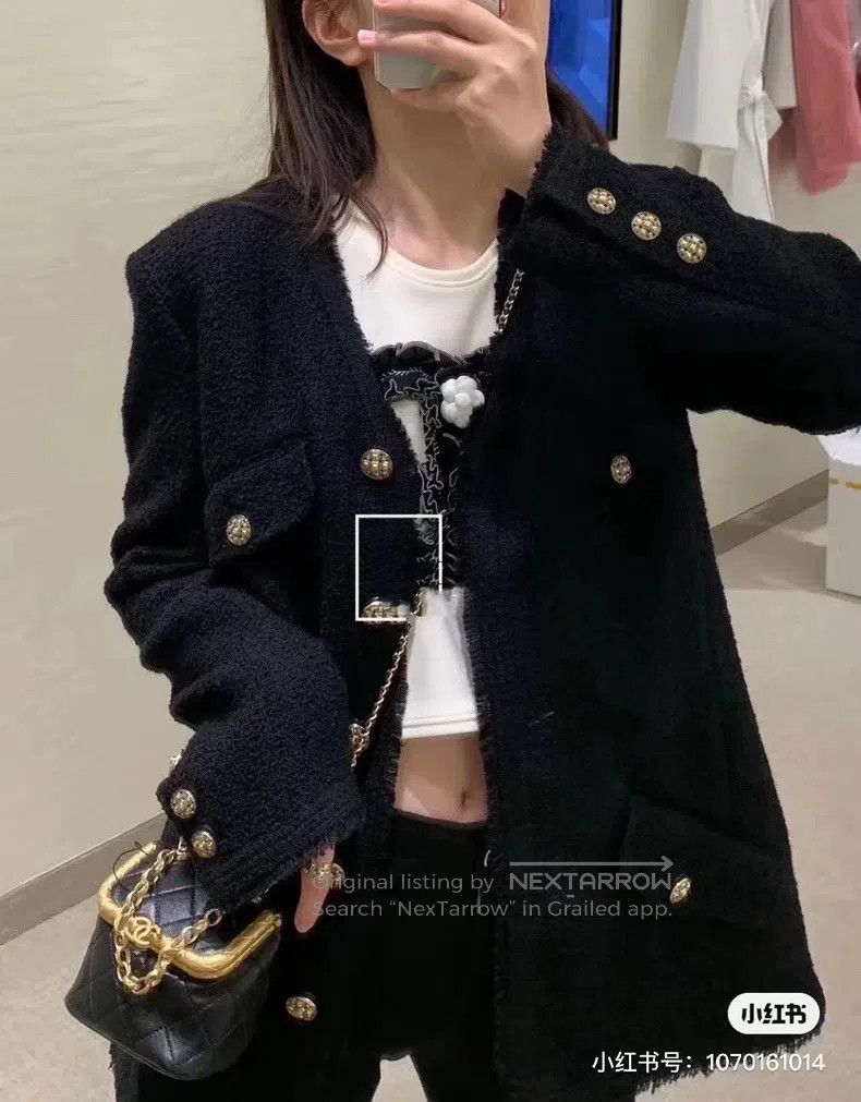 Chanel Chanel Kangpeng Street Series Black and Gold Four-pocket J Size S / US 4 / IT 40 - 7 Thumbnail