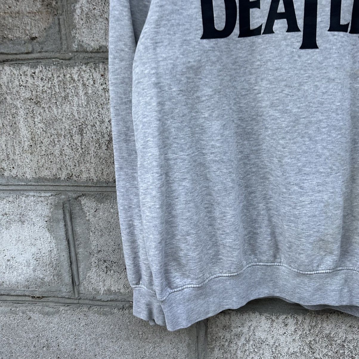 Le Grande Bleu (L.G.B.) Vintage The Beatles Sweatshirts Big Logo Japan Size M Y2K Size US M / EU 48-50 / 2 - 3 Thumbnail
