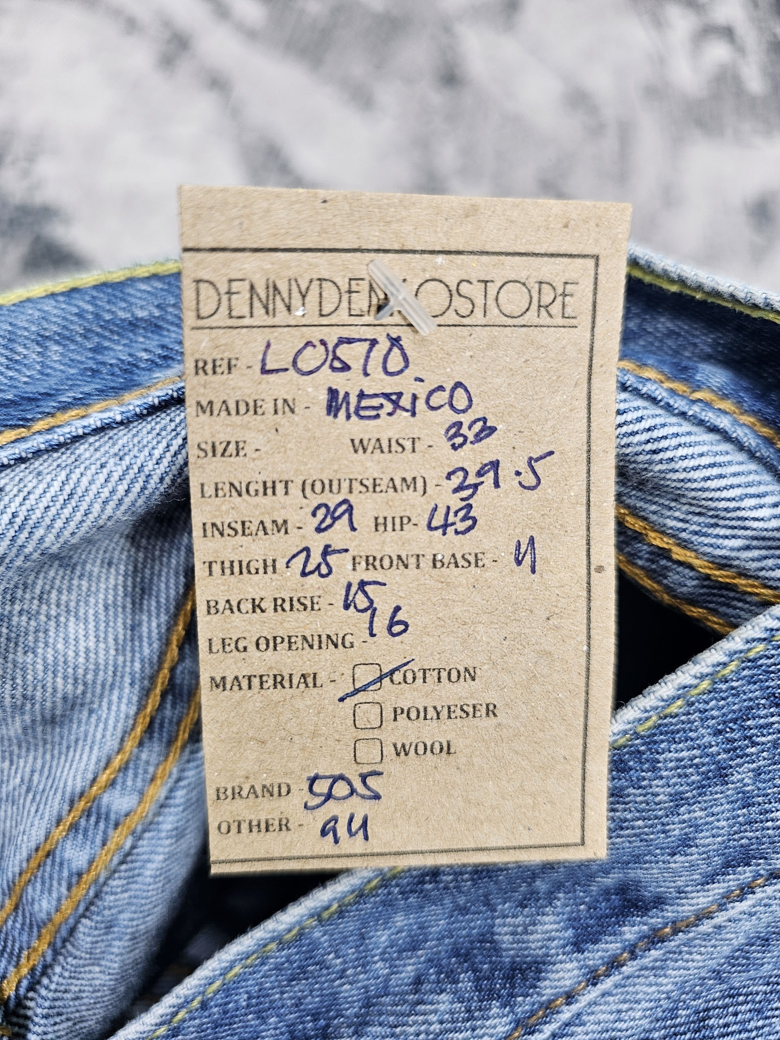 Levi's Vintage Clothing Vtg LEVIS 505 Faded Stain Cropped Blue Jeans 33X29 L0510 Size US 33 - 15 Thumbnail
