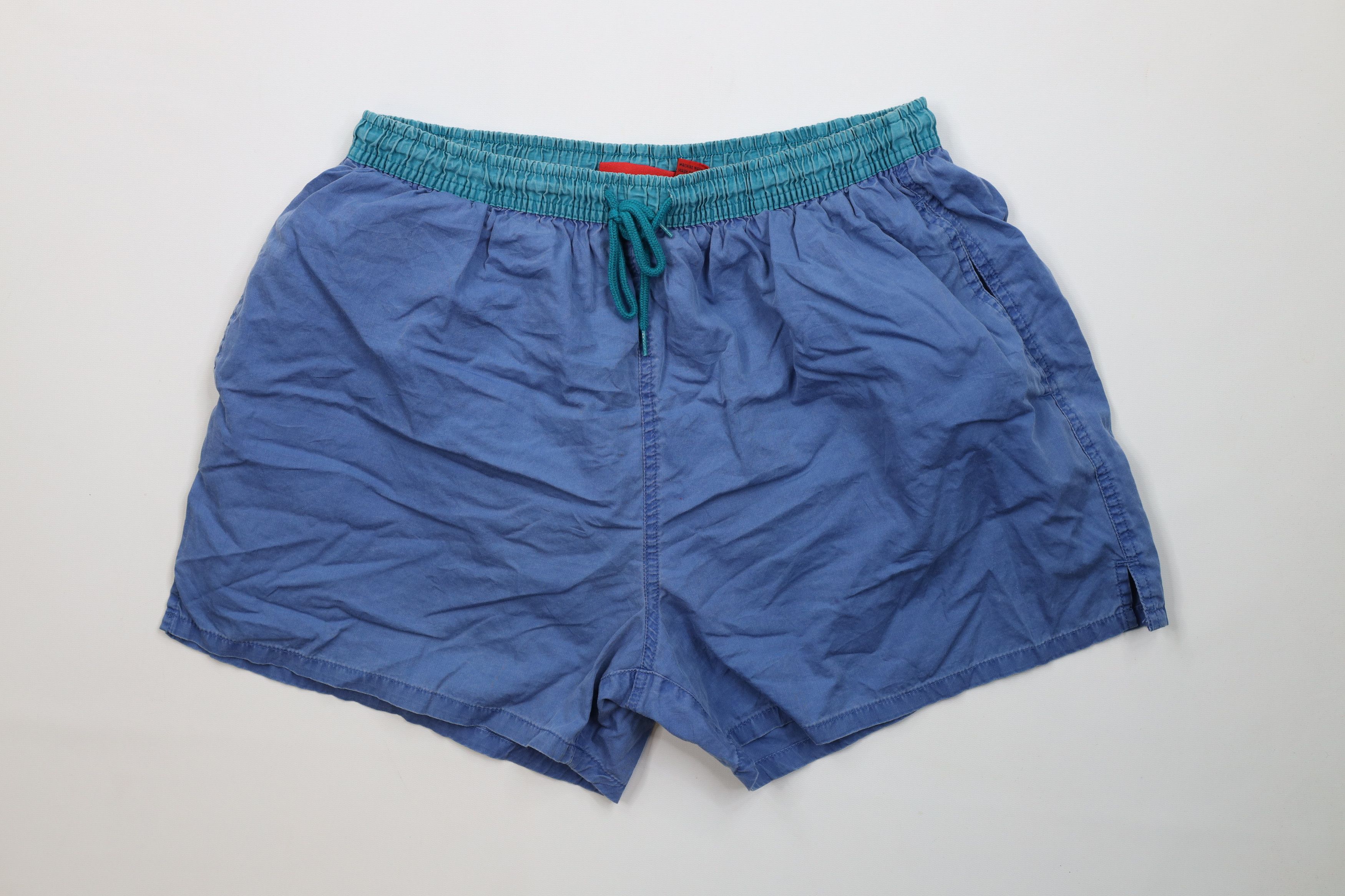 Vintage Vintage 90s Streetwear Blank Above Knee Lined Shorts Trunks Size US 34 / EU 50 - 1 Thumbnail