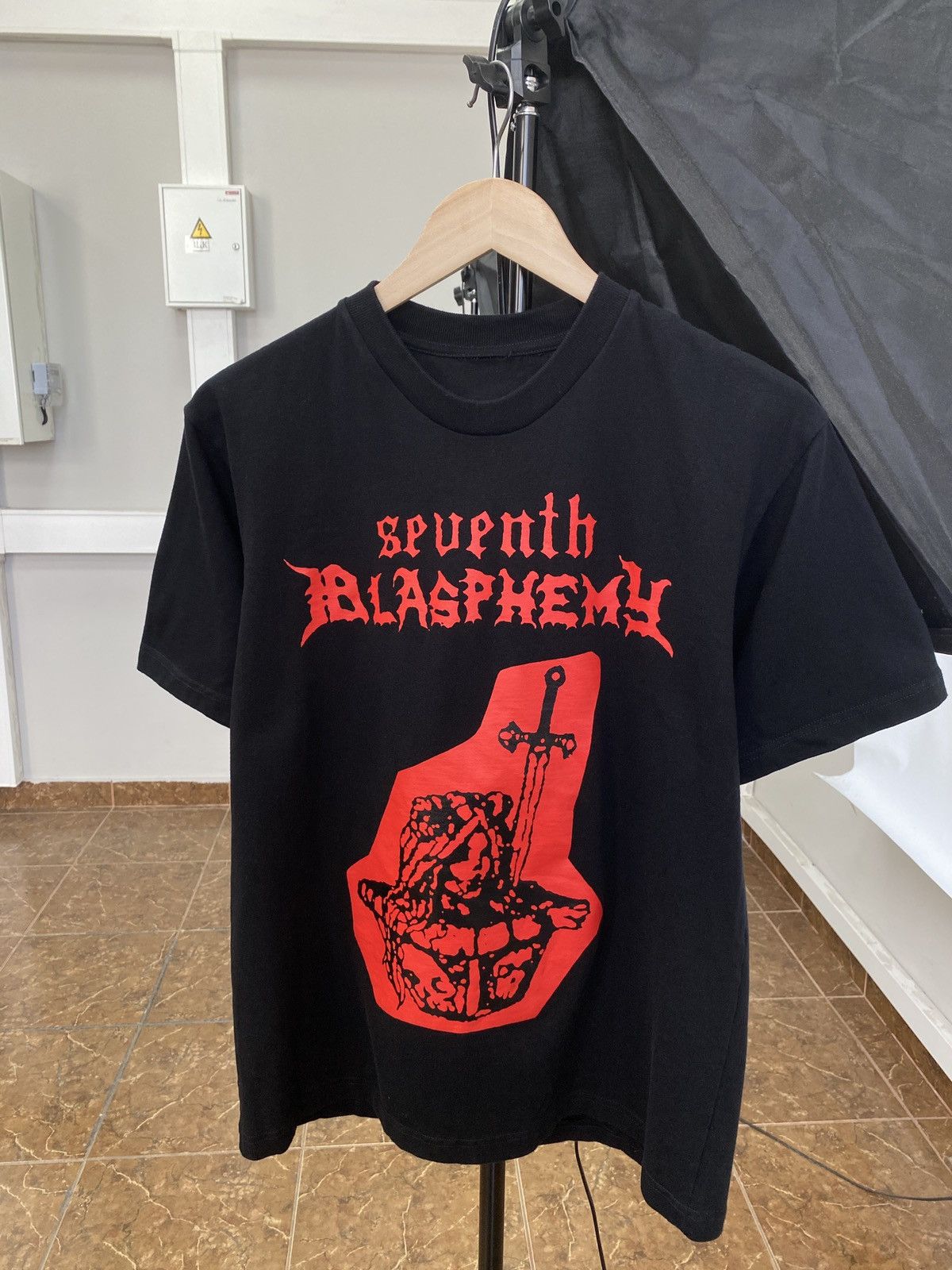 Band Tees 🇨🇦 Vintage Y2K Blasphemy Black Metal Rock Band T-Shirt Retro Size US M / EU 48-50 / 2 - 1 Thumbnail