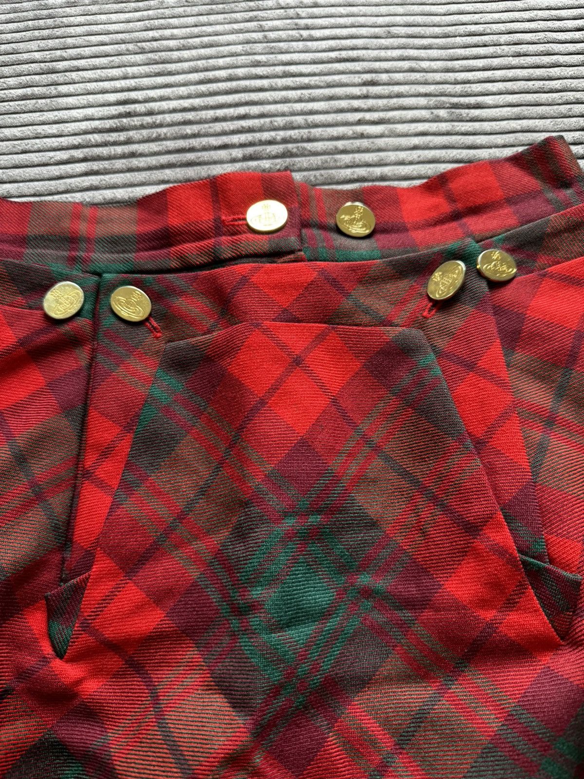 Vivienne Westwood 90s Runaway Vivienne Westwood Red Macpoiret Tartan Skirt Rar Size 28" / US 6 / IT 42 - 12 Thumbnail