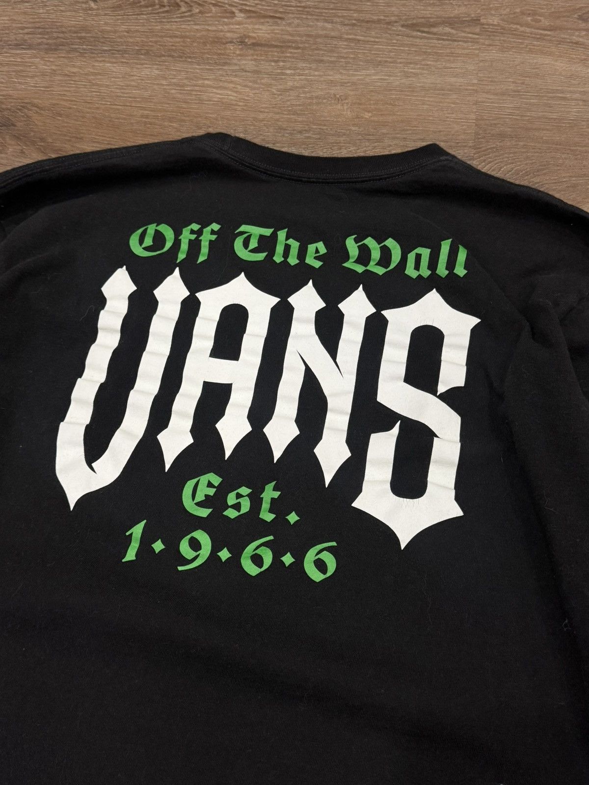 Vans Vans “Off The Wall” Gothic Long Sleeve Horror Sleeve Graphic Size US M / EU 48-50 / 2 - 5 Thumbnail