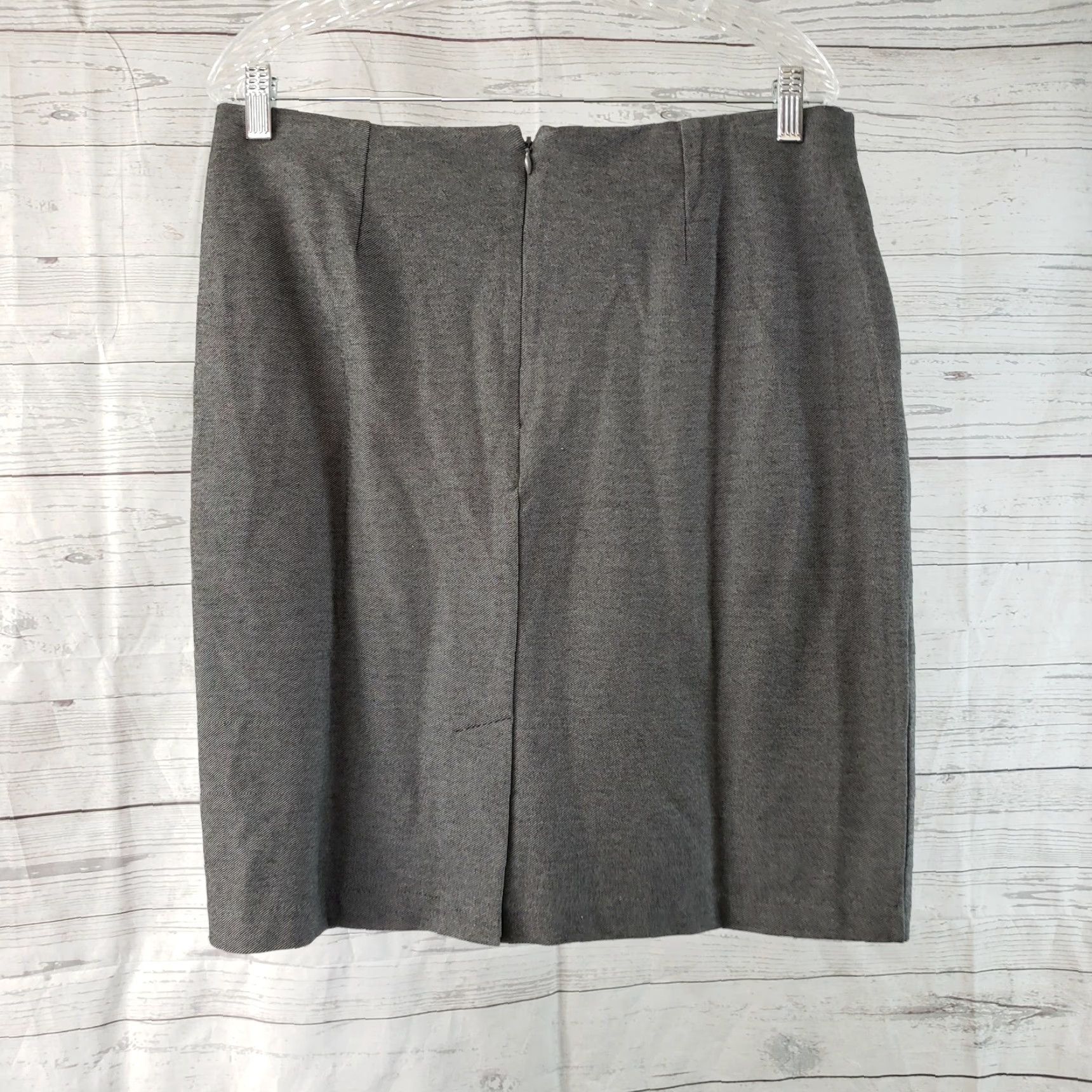 Lands' End Lands' End Outfitters Womens Pencil Skirt Sz 12 Solid Gray Pockets Elastic Waist Knee Length Sunglasses Size 34" / US 12 / IT 48 - 2 Thumbnail