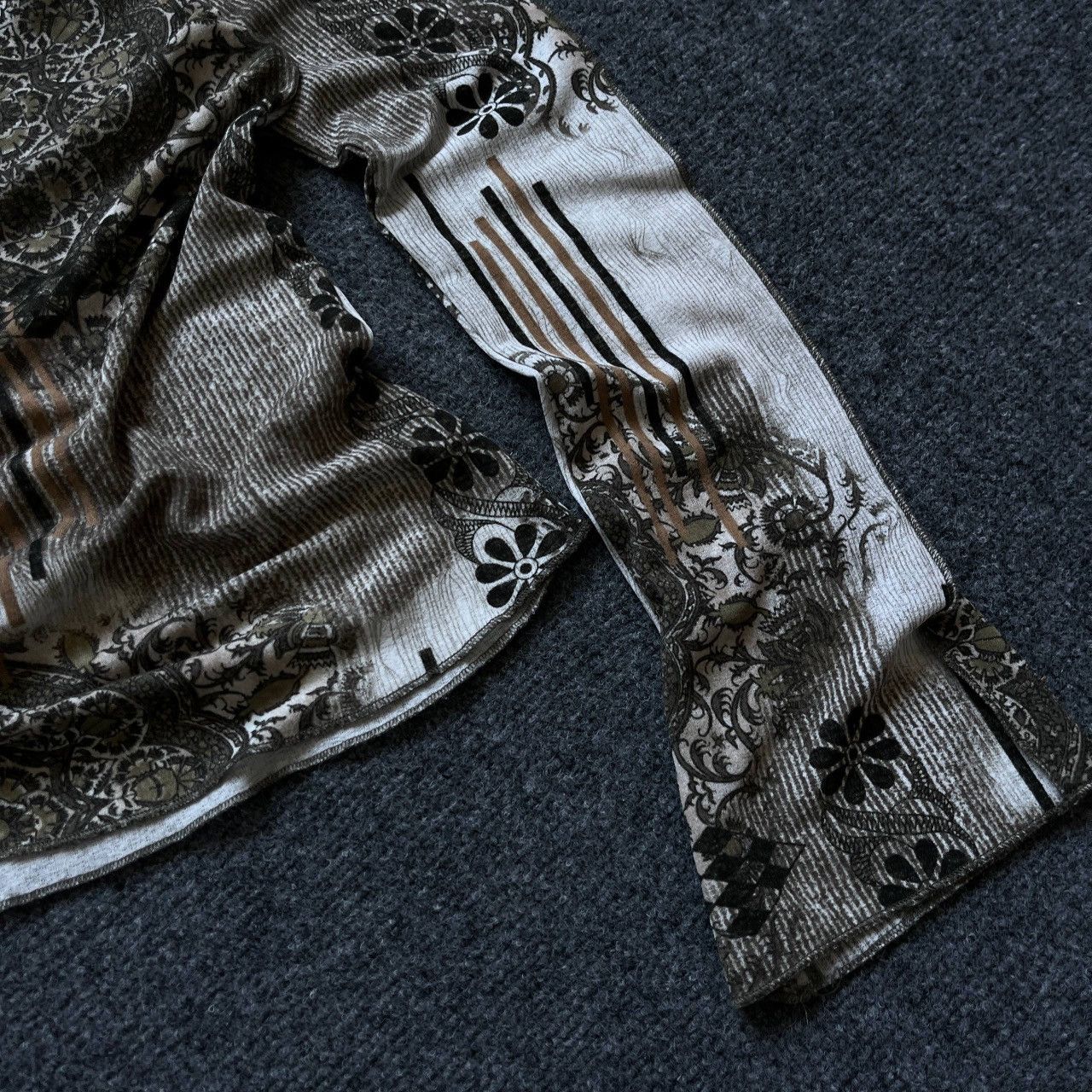 Y/Project VTG Women’s Japanese Style Gin Tonic Size M Long-sleeve Size M / US 6-8 / IT 42-44 - 13 Thumbnail