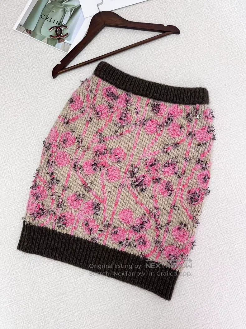 Chanel Chanel 22K knitted skirt Size 25" / US 0 / IT 36 - 2 Thumbnail