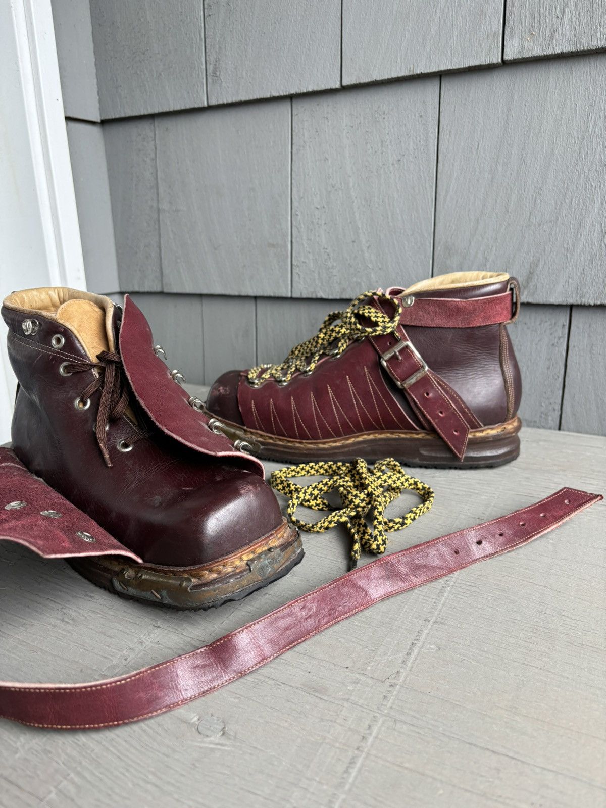 Vintage Achilles Ski Boot hotsell Japan Red Leather Black Blue Silver Chrome Buckles