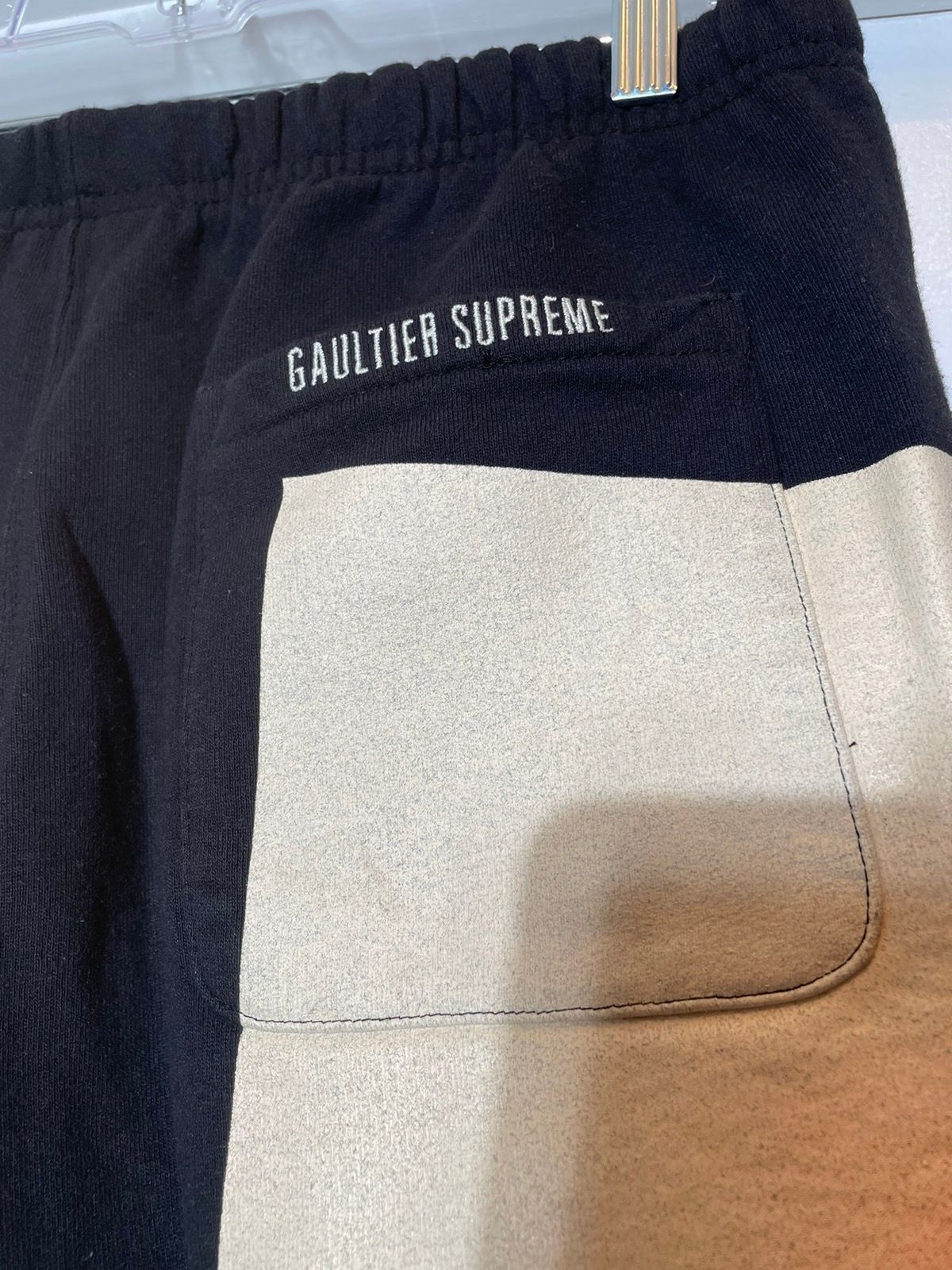 Supreme Supreme Jean Paul Gaultier Floral Sweatpants SS ‘19 Size US 32 / EU 48 - 6 Thumbnail