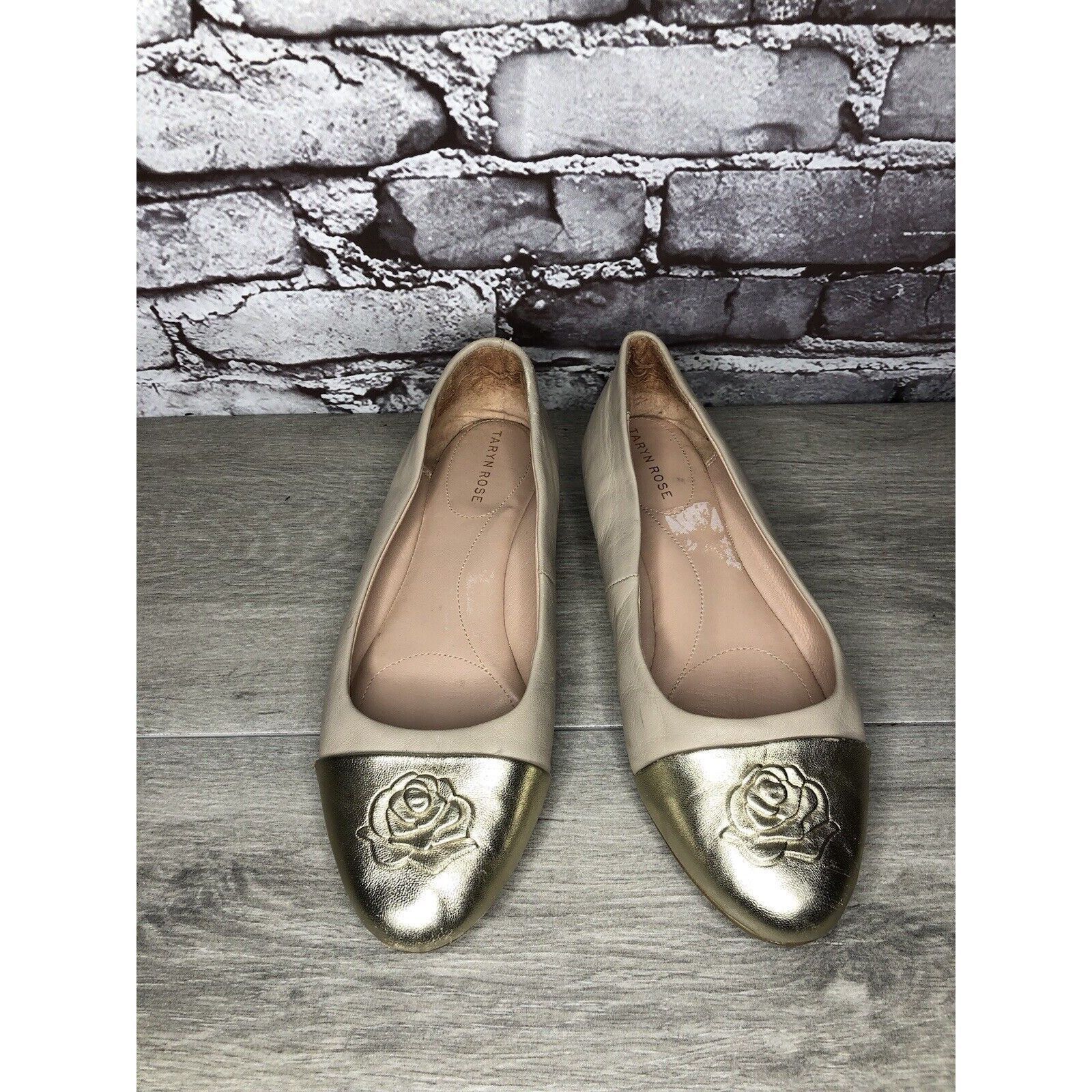 Other Taryn Rose Nude Pink Leather Gold Cap Toe Ballet Flats Women Size US 8.5 / IT 38.5 - 16 Thumbnail