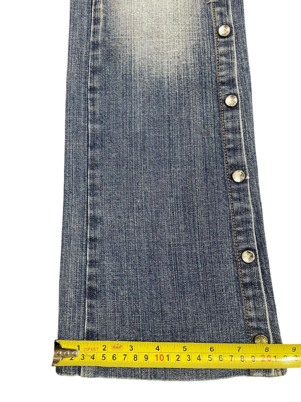 Burberry Vintage Burberry Blue Label Side Button Style Bootcut Jeans Size 30" / US 8 / IT 44 - 14 Thumbnail
