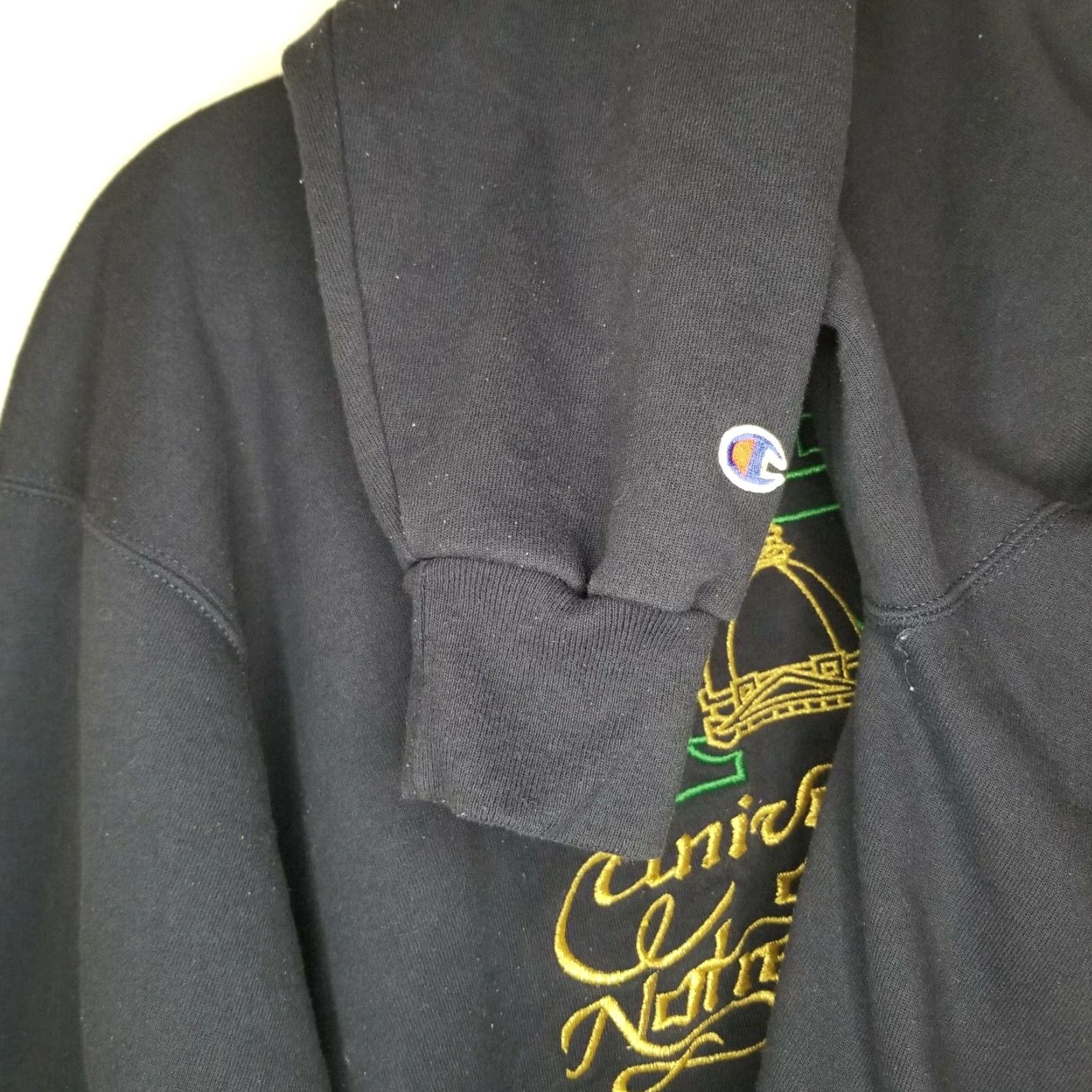 Champion VINTAGE Champion University of Notre Dame Blue Pullover Sweater Adult XL Long Sleeve Made in USA Mens Size US XL / EU 56 / 4 - 4 Thumbnail