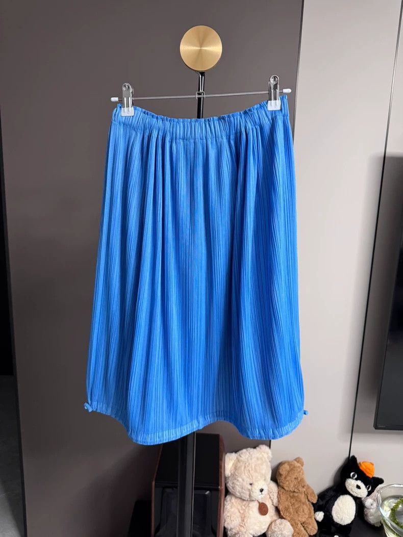 Issey Miyake issey miyake size:3 Pleated skirt 2505-Nextarrow Size 31" - 2 Thumbnail