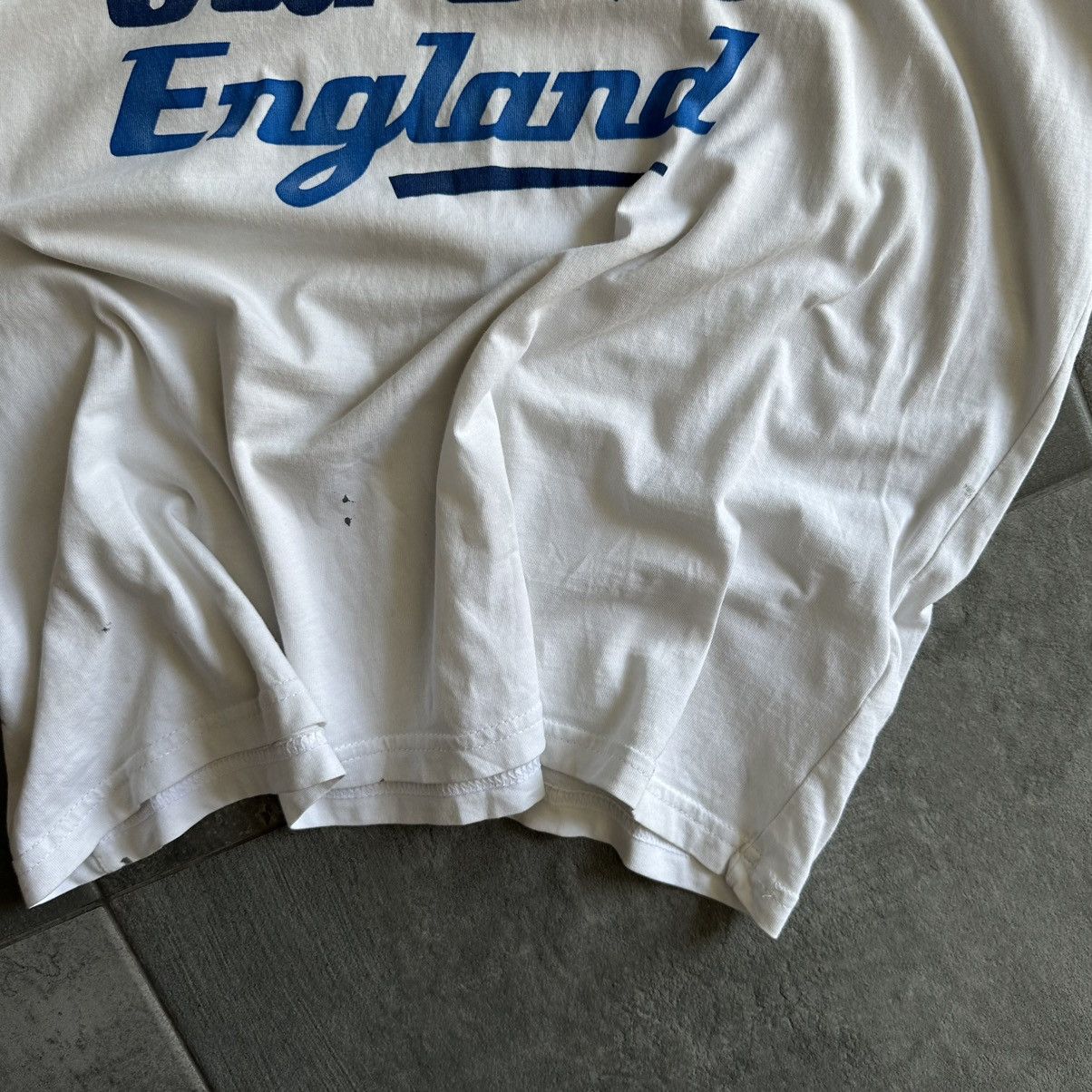 Vintage Vintage UEFA Euro 96 England T-shirts Big Logo Y2K 00s Size US L / EU 52-54 / 3 - 10 Thumbnail