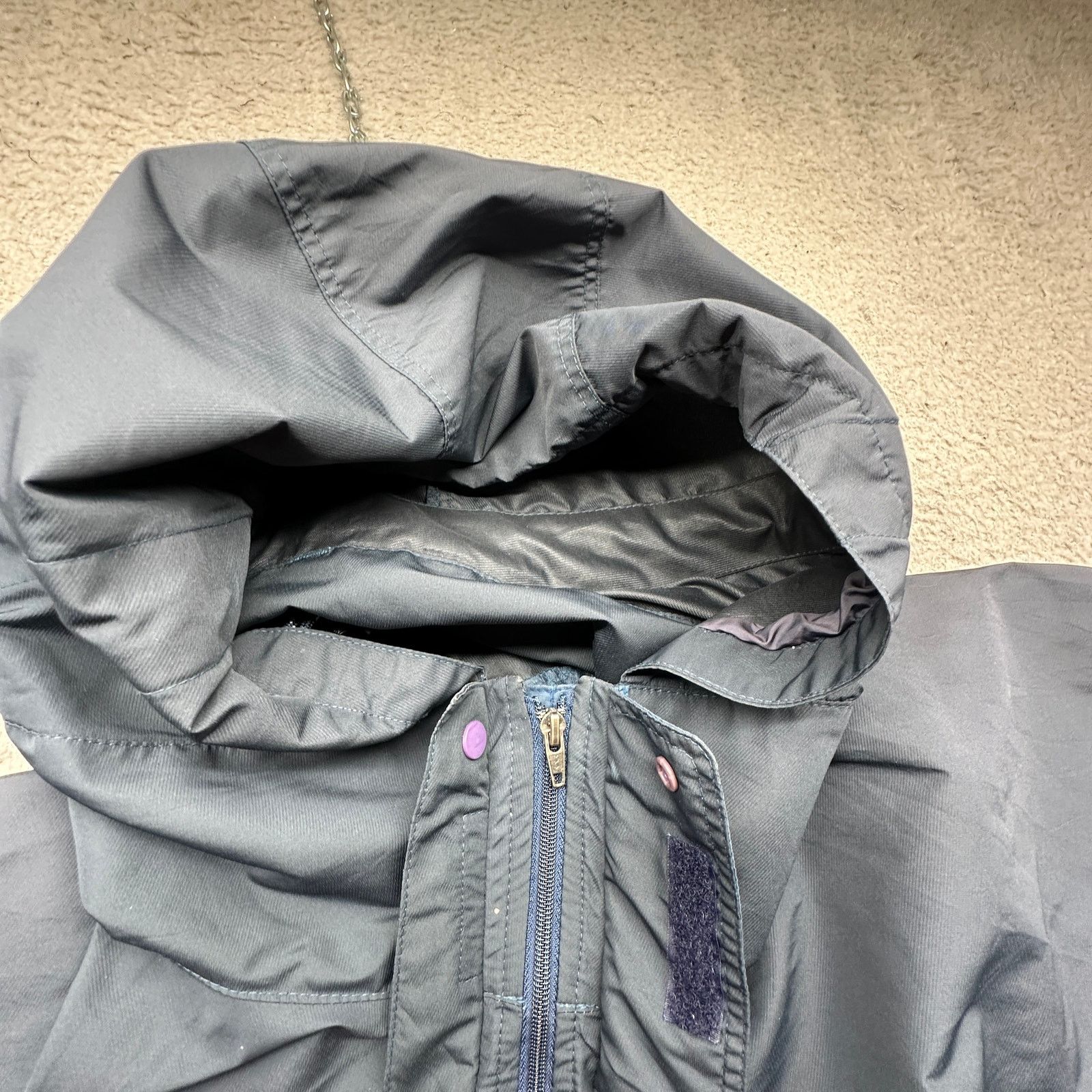 Patagonia Vintage Patagonia Essenshell 83661 Jacket Large Polyester Size US L / EU 52-54 / 3 - 9 Thumbnail