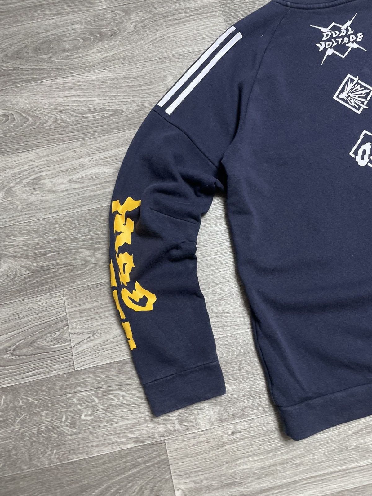 Adidas Adidas Mad Speed Graphic Print Sweatshirt Y2K Size US S / EU 44-46 / 1 - 19 Thumbnail