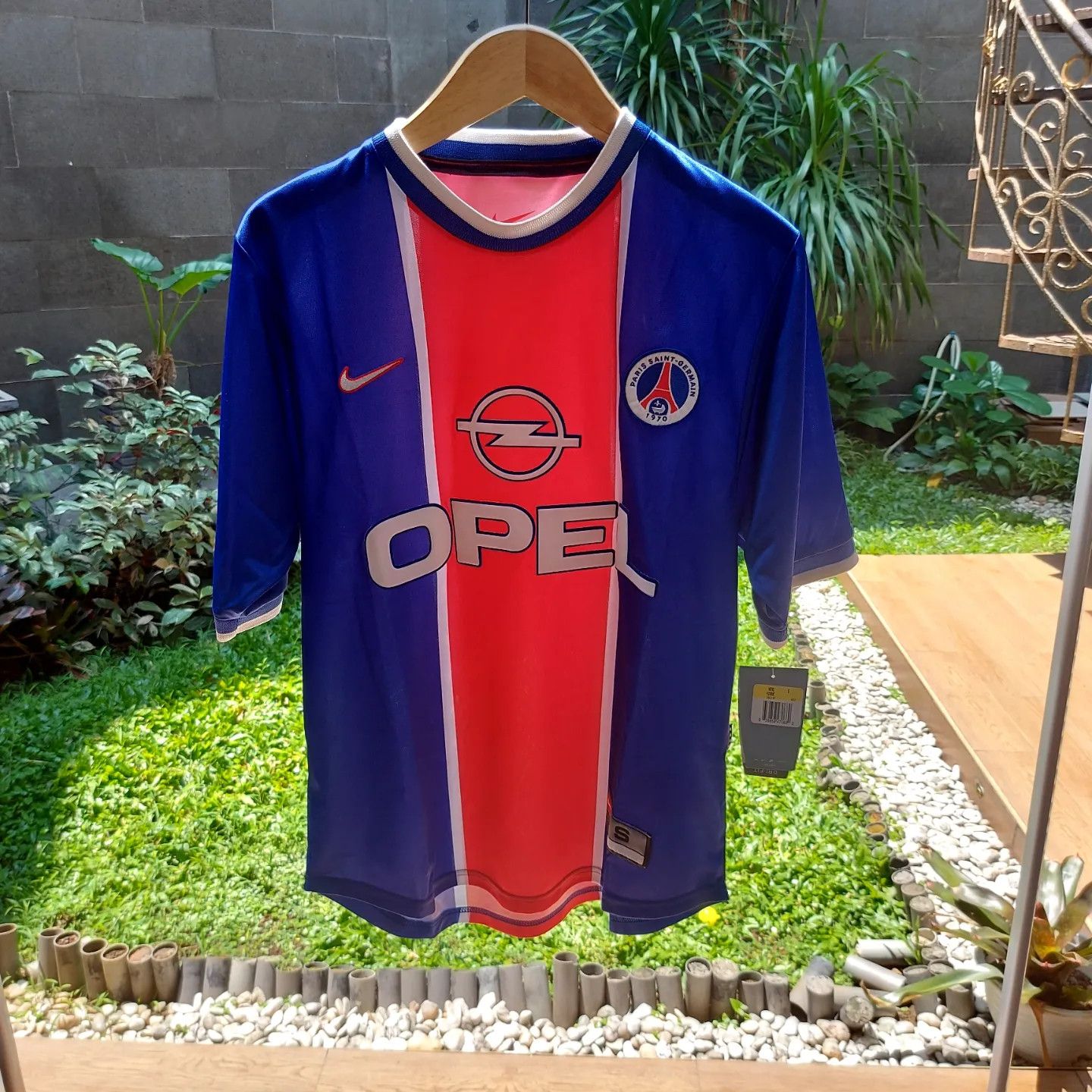 Image of Nike Vintage Jersey Paris Saint Germain 1997 in Blue, Men's (Size Small)