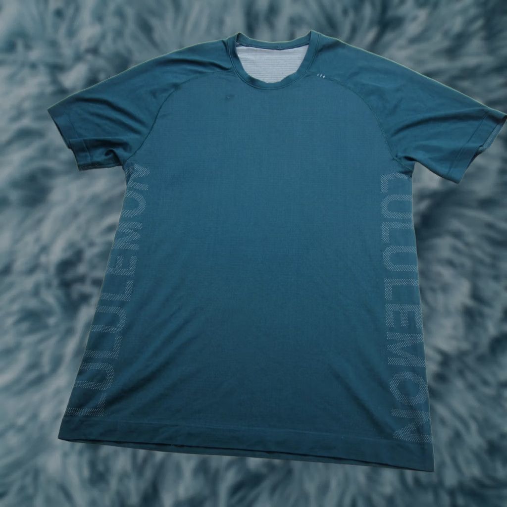Lululemon Lululemon Metal Vent Tech Shirt Mens M Blue Running Training Performance Stretch Shirt Size US M / EU 48-50 / 2 - 1 Thumbnail