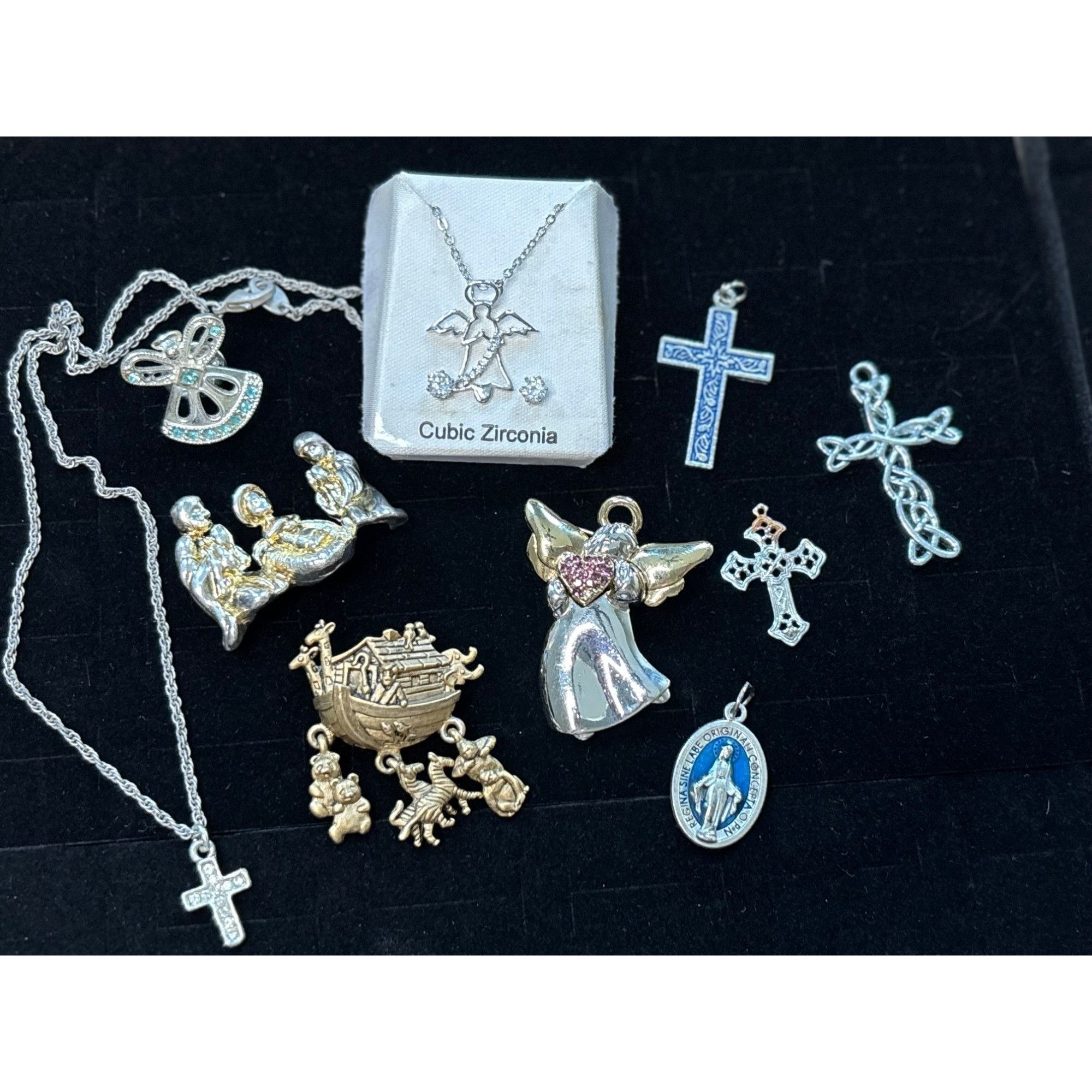 Other Assorted Religious Pendants & Necklaces With Crosses Angels Size ONE SIZE - 1 Thumbnail