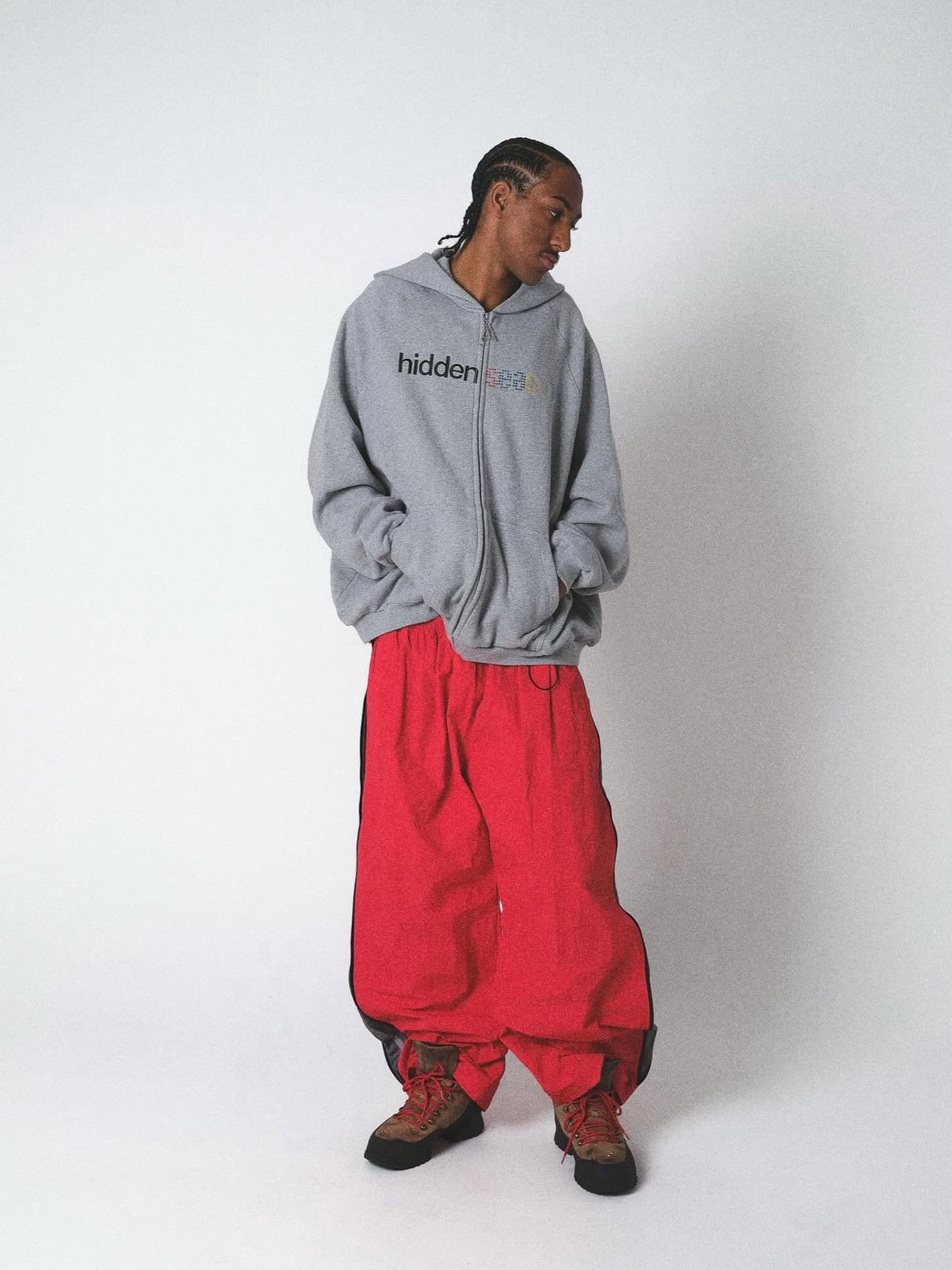 Other Hidden Season Red Baggy Nylons Size US 40 / EU 56 - 1 Thumbnail